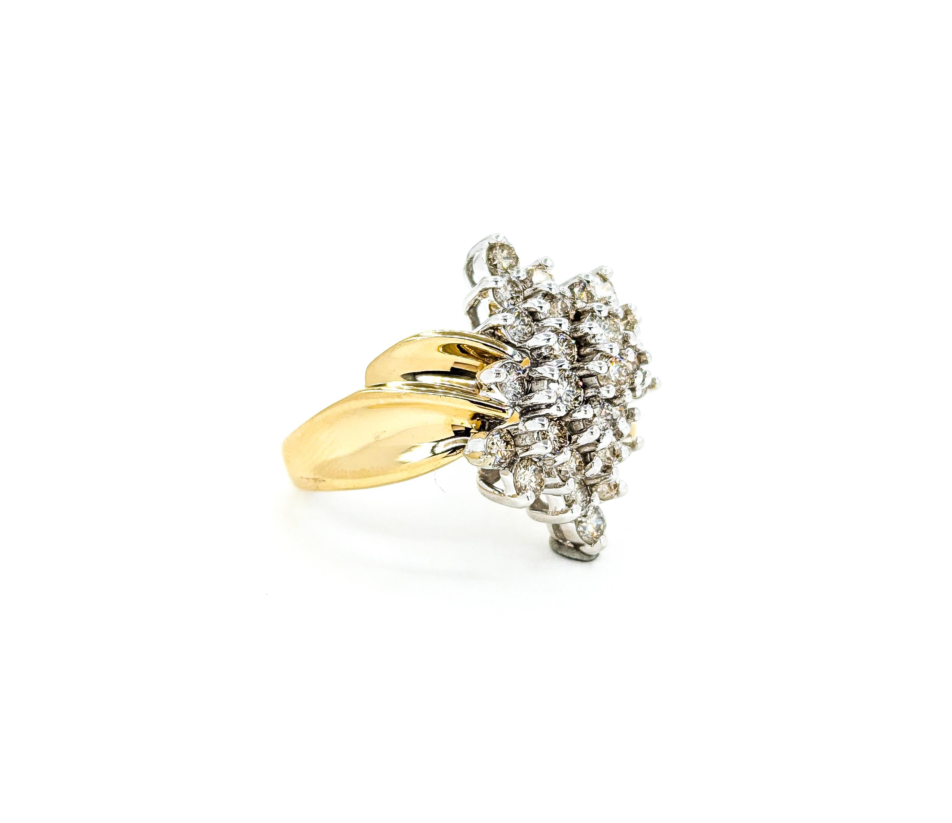 Bague en or jaune avec cascade de diamants de 1,00ctw en vente 2