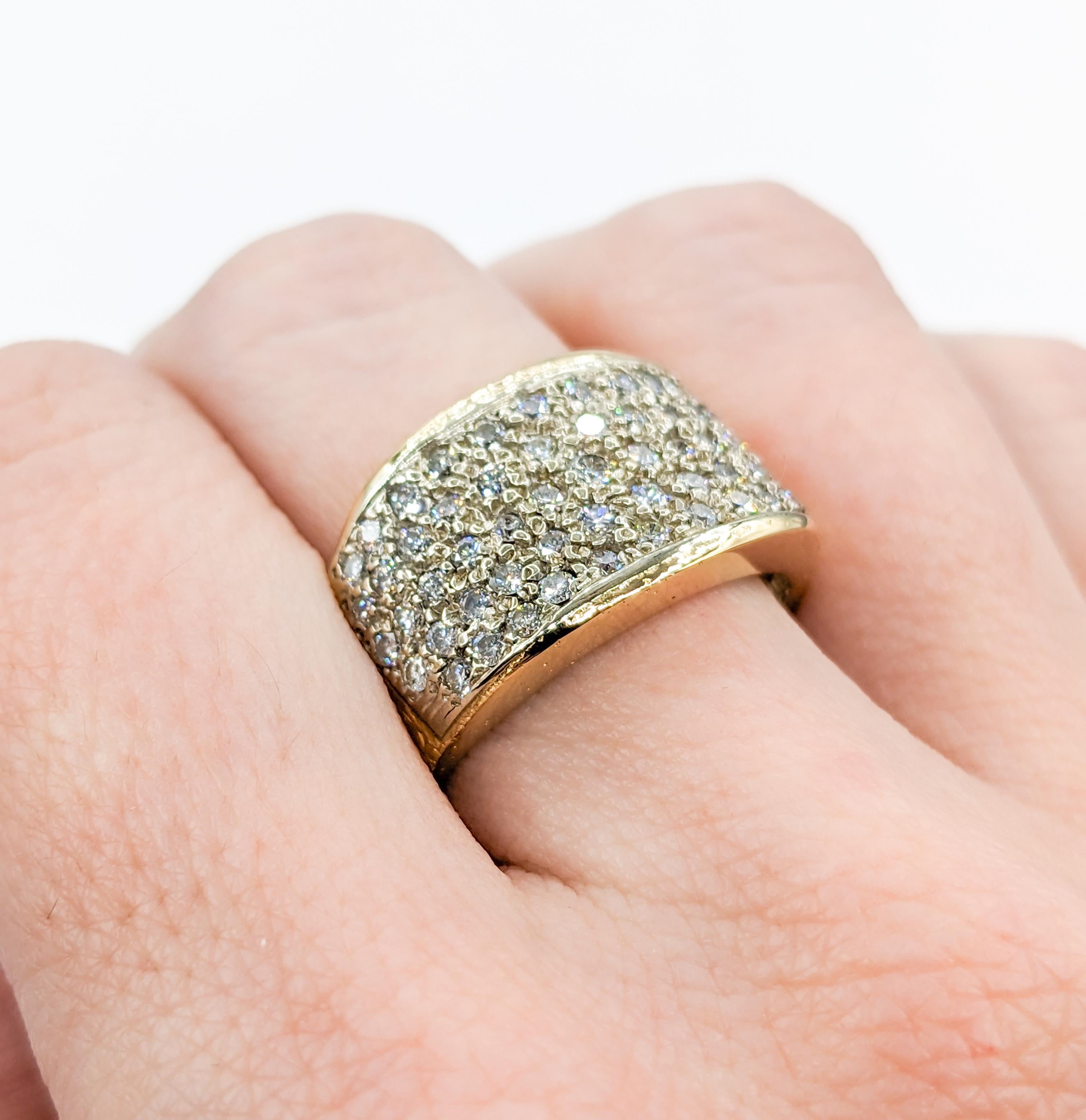 1.00ctw Pave Diamond Ring in Textured Gold In Excellent Condition For Sale In Bloomington, MN
