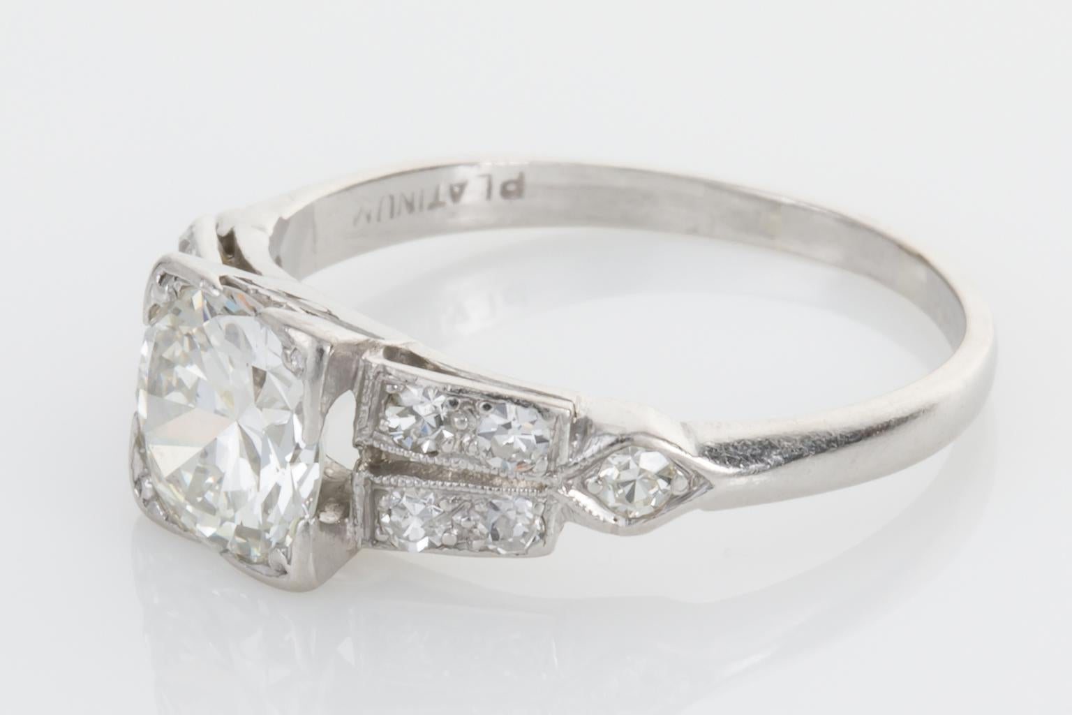 Round Cut 1.01 Carat Art Deco Platinum and Diamond Engagement Ring For Sale