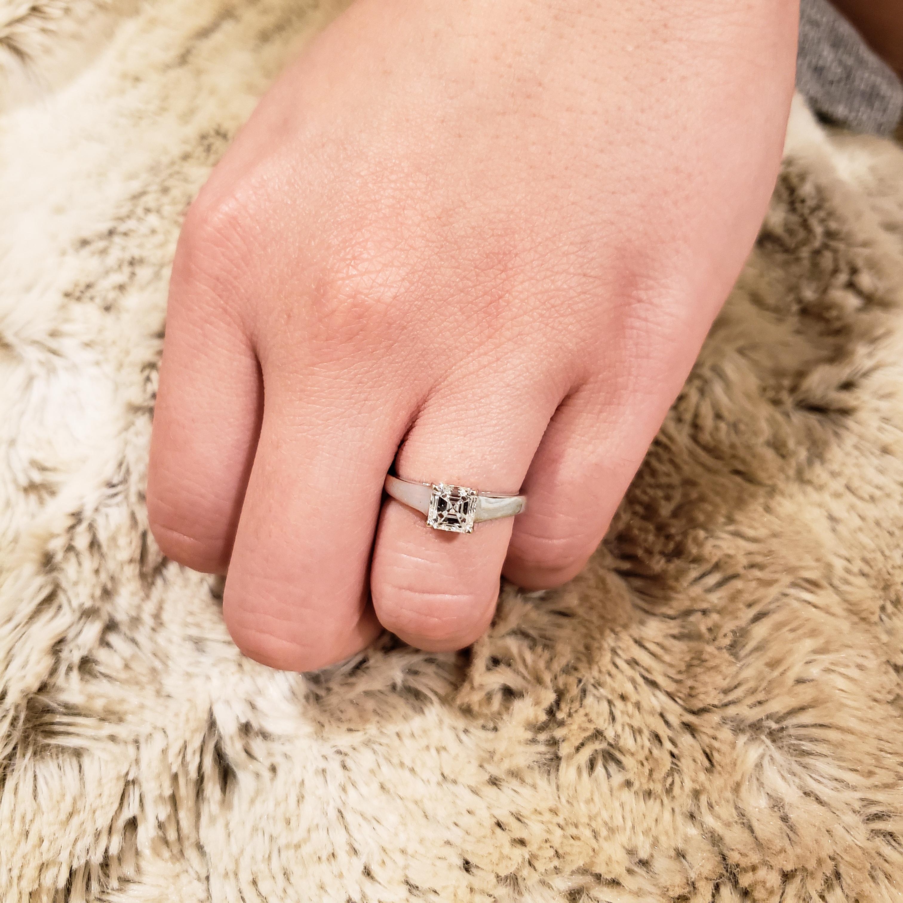 Contemporary 1.01 Carat Asscher Cut Diamond Solitaire Engagement Ring For Sale
