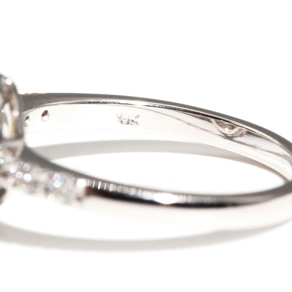 1.01 Carat Certified Yellow Diamond and 18 Carat Gold Engagement Ring 8