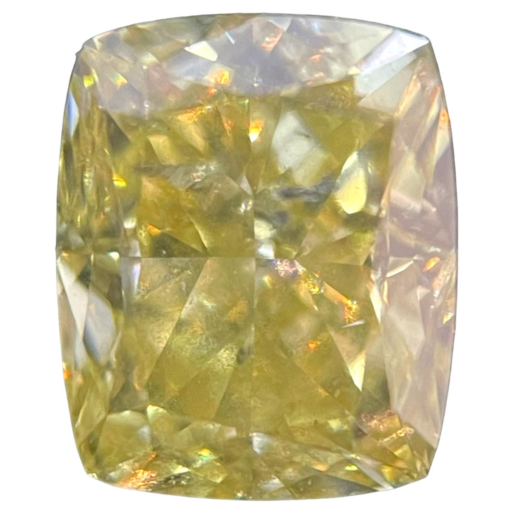 Diamant coussin brillant de 1,01 carat certifié par la GIA, de couleur jaune fantaisie, pureté SI2 en vente