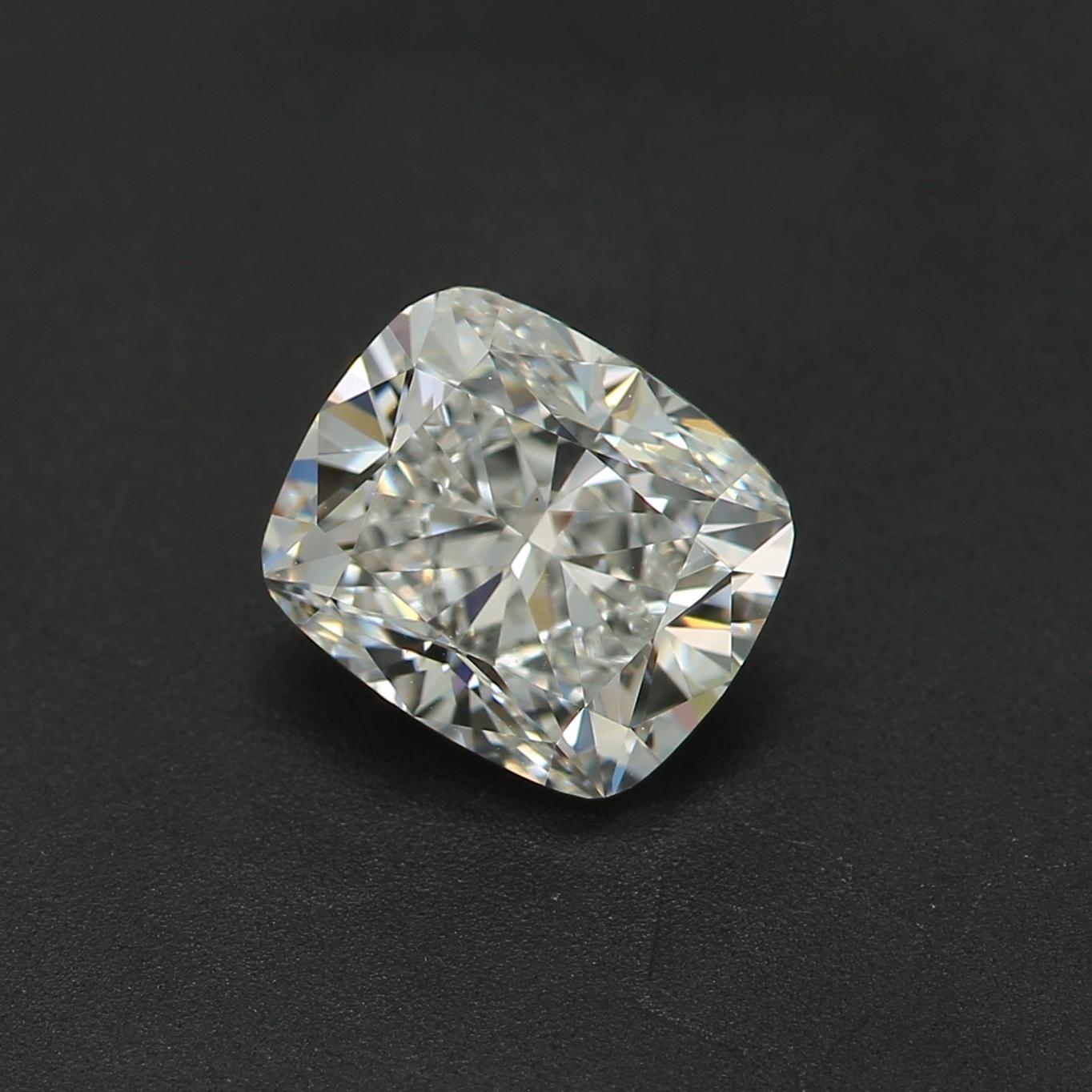 1.01 Carat Cushion cut diamond VS1 Clarity GIA Certified For Sale 1