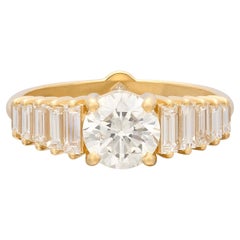 1.01 Carat Diamond & 18k Yellow Gold Ring