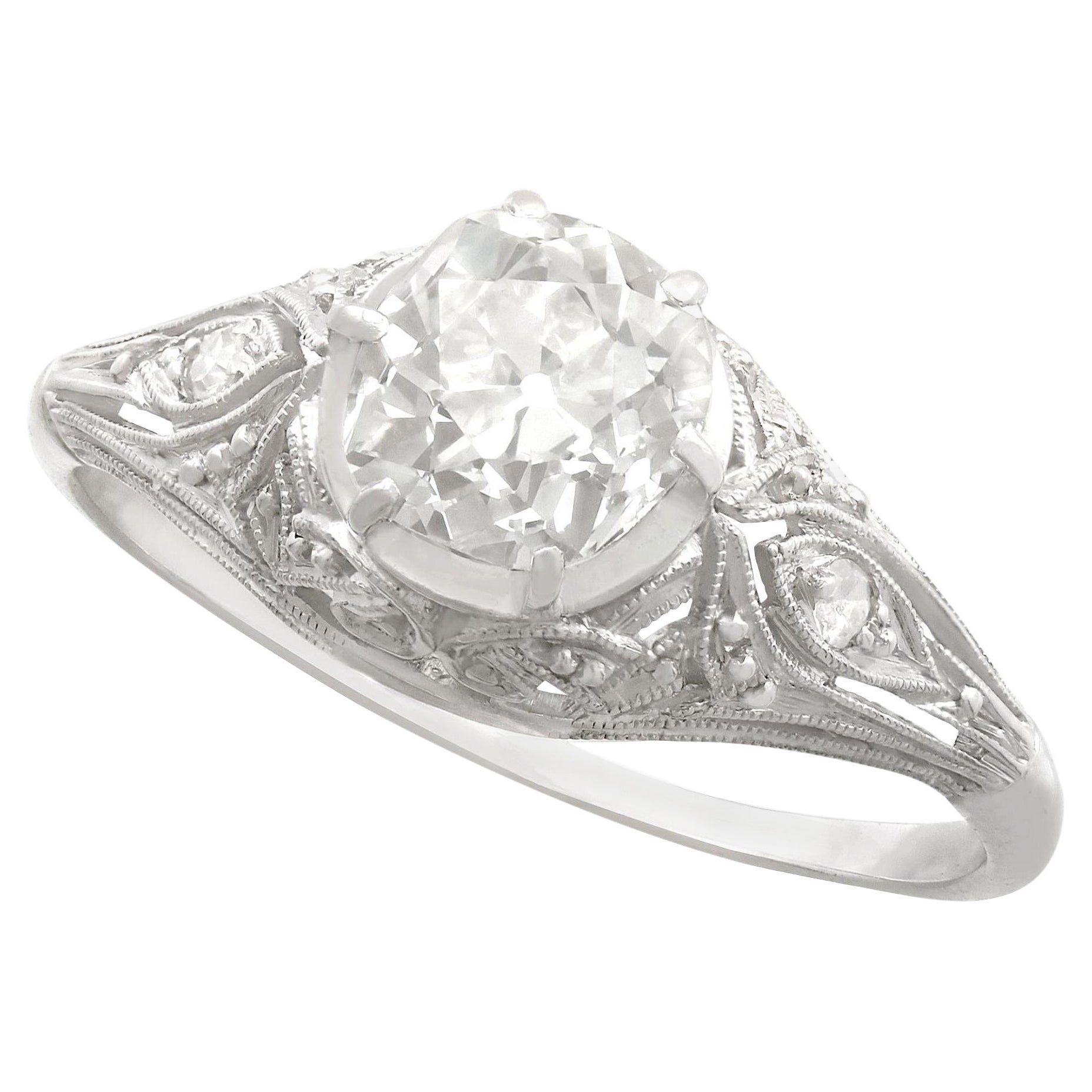 Anello di fidanzamento solitario con diamante e platino da 1.01 carati