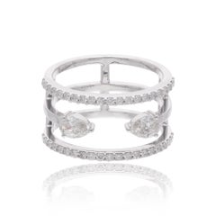 Anello a fascia con pavé di diamanti da 1,01 carati in oro bianco da 18 carati, fatto a mano.