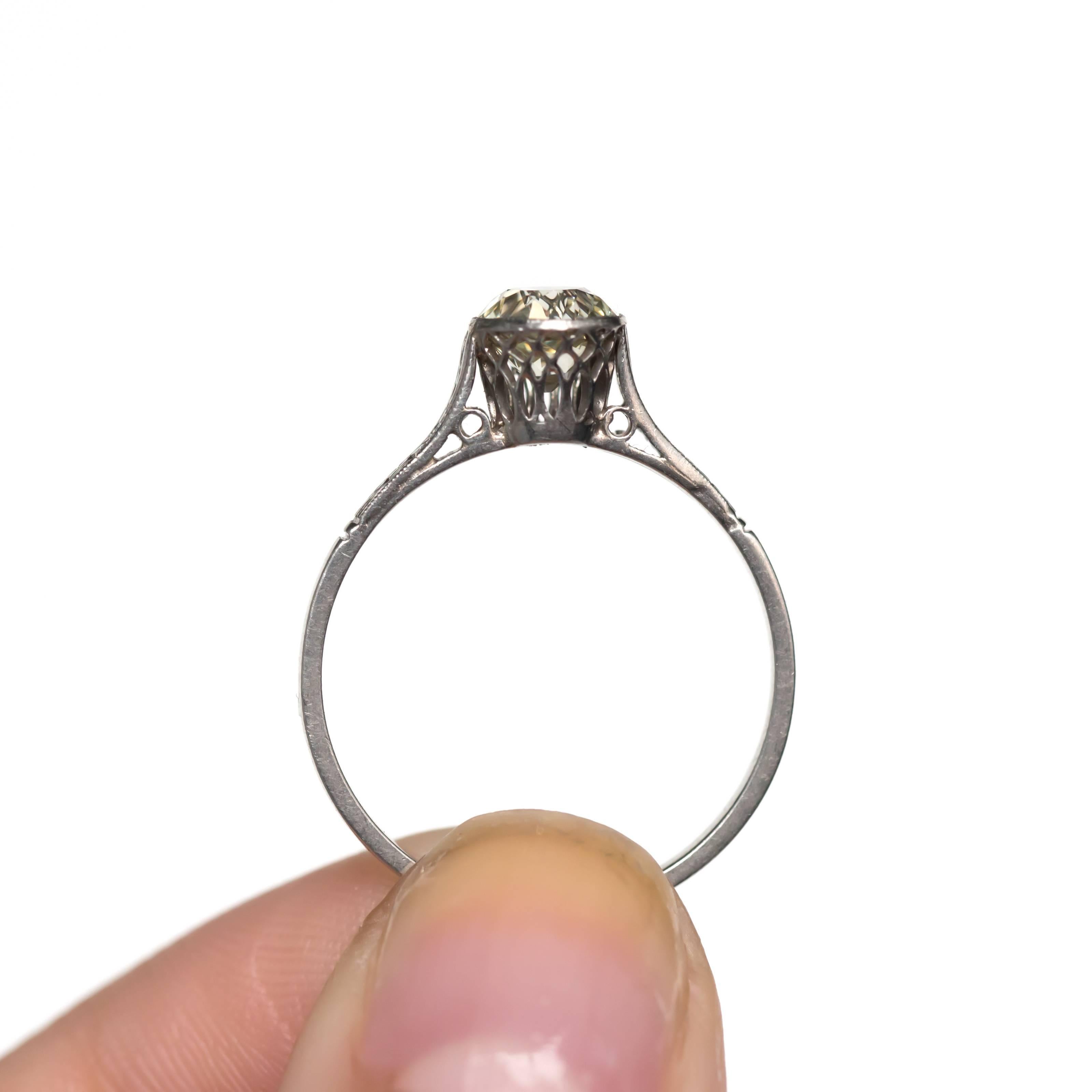 Edwardian 1.01 Carat Diamond Platinum Engagement Ring For Sale