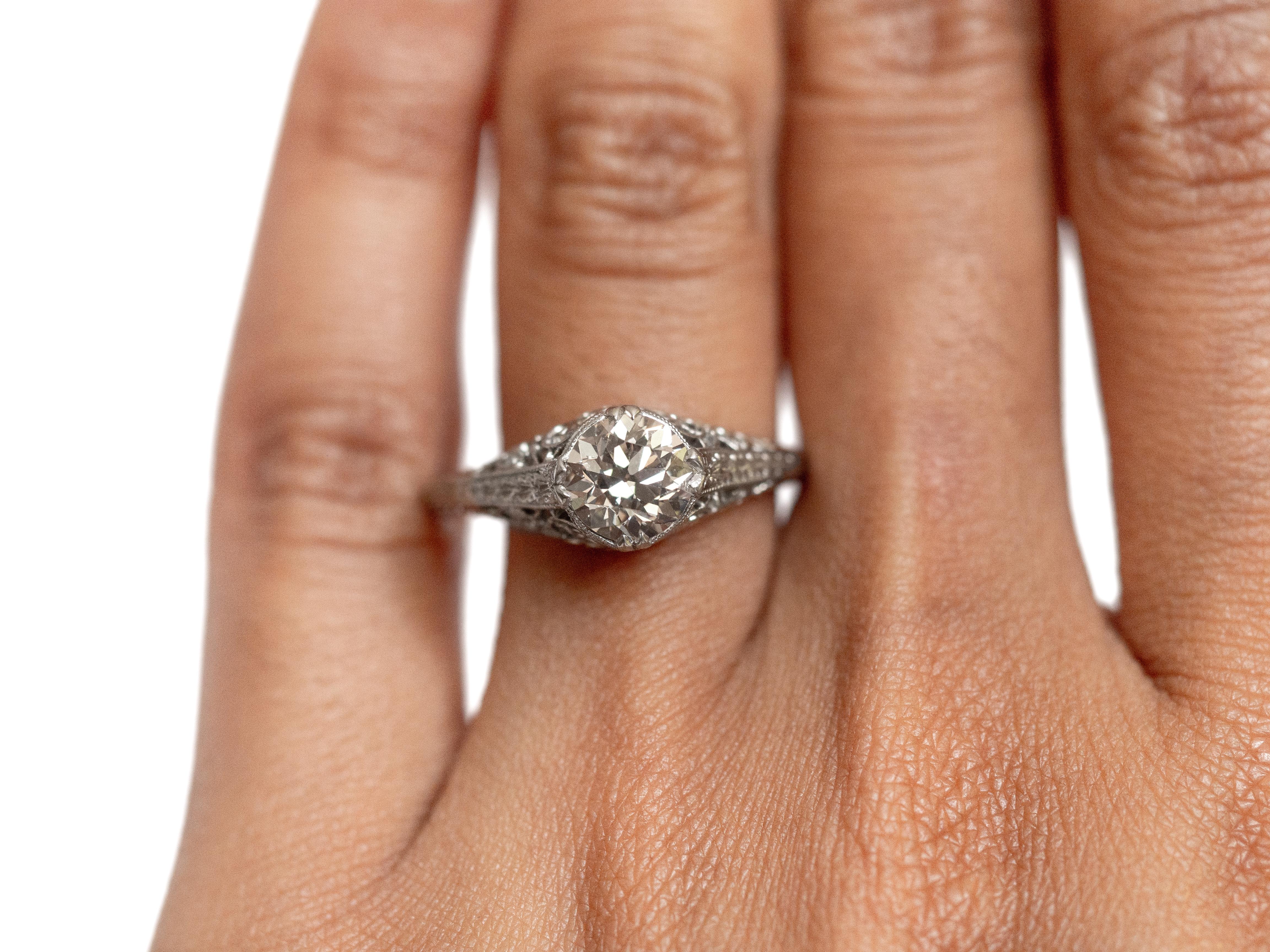1.01 Carat Diamond Platinum Engagement Ring For Sale 1