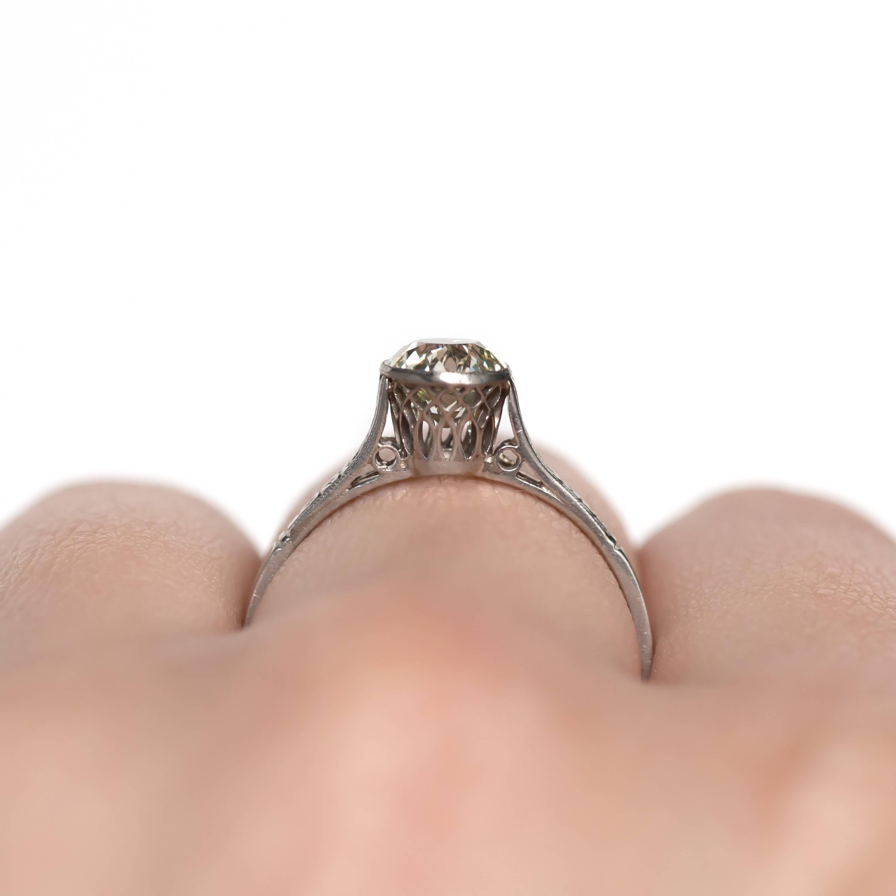 1.01 Carat Diamond Platinum Engagement Ring For Sale 1