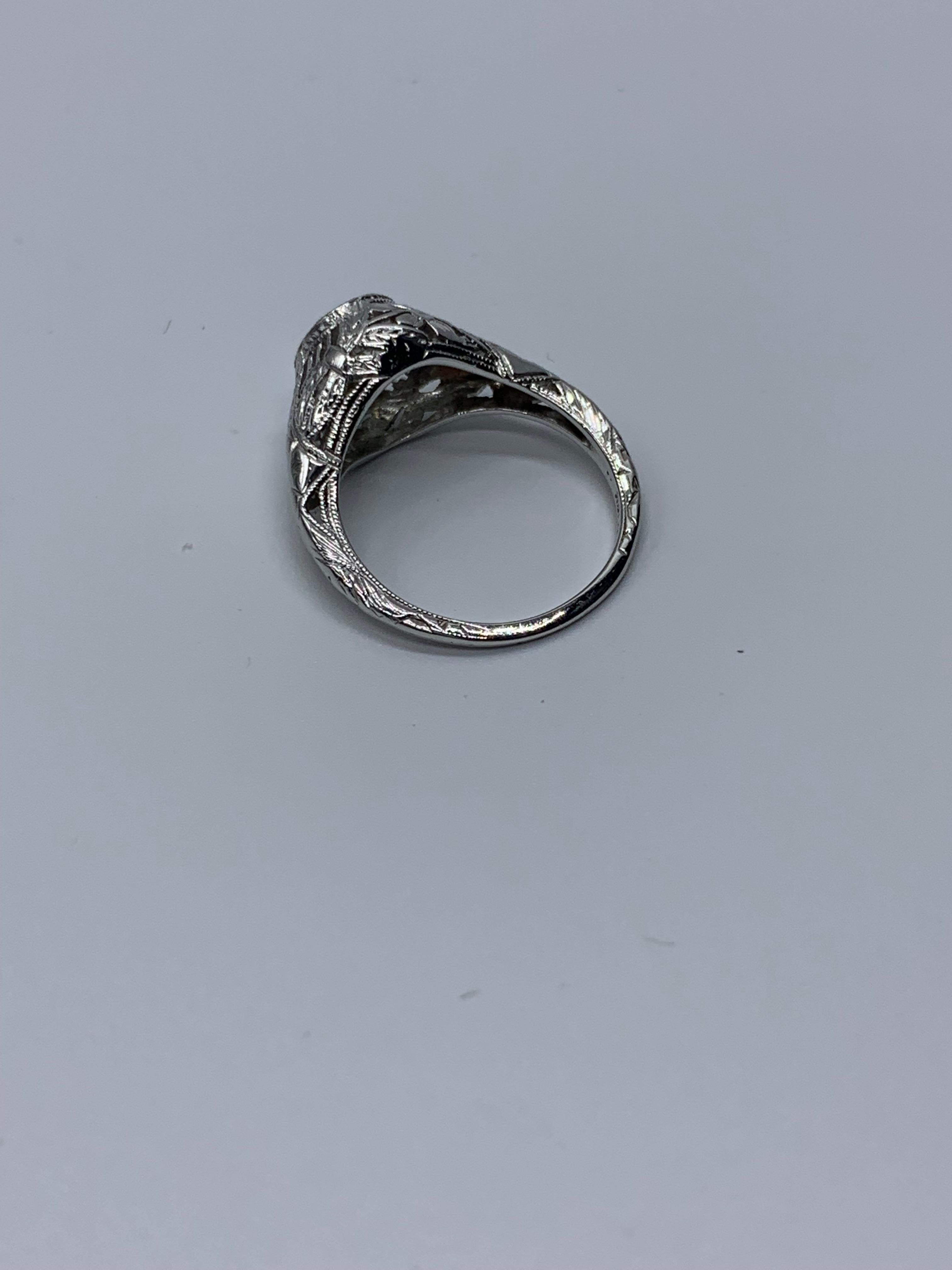 1.01 Carat Diamond Ring In Fair Condition For Sale In Miami Beach, FL