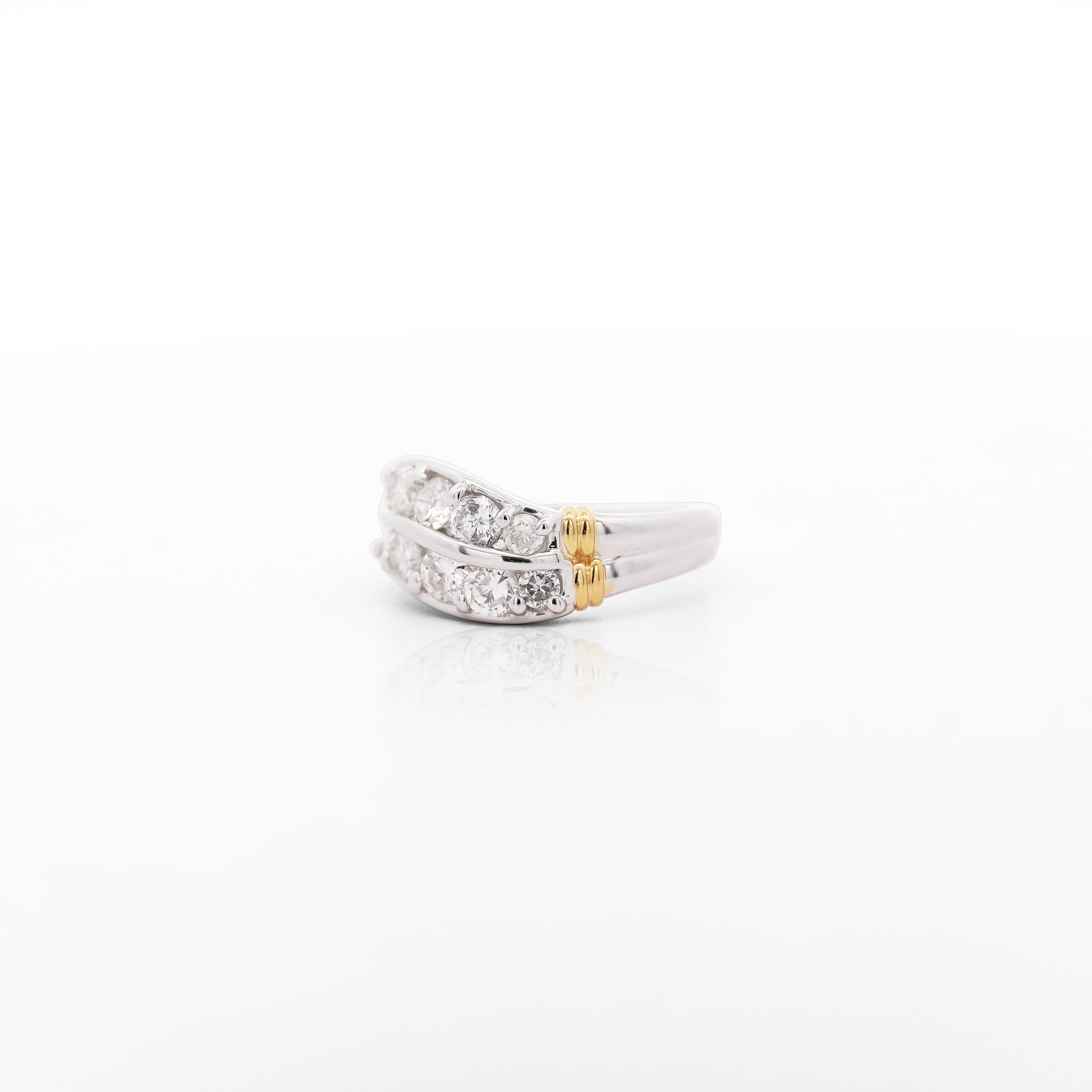 1.01 Carat Dual Row Diamond Channel Platinum & 18K Gold Wavy Band Ring (Bague ondulée en platine et or 18K) en vente 2