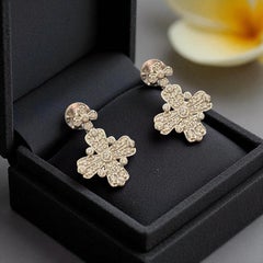 1.01 Carat F/VS1 Round Brilliant Diamond Pavé Cross Dangle Earrings in 18K Gold