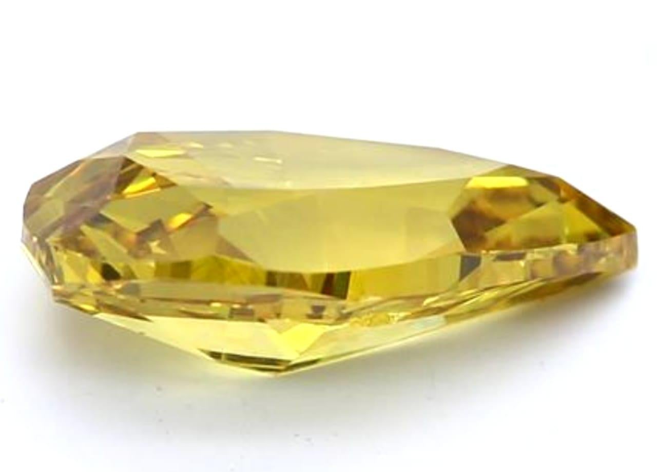 Taille poire Diamant jaune foncé fantaisie taille poire de 1,01 carat certifié GIA en vente