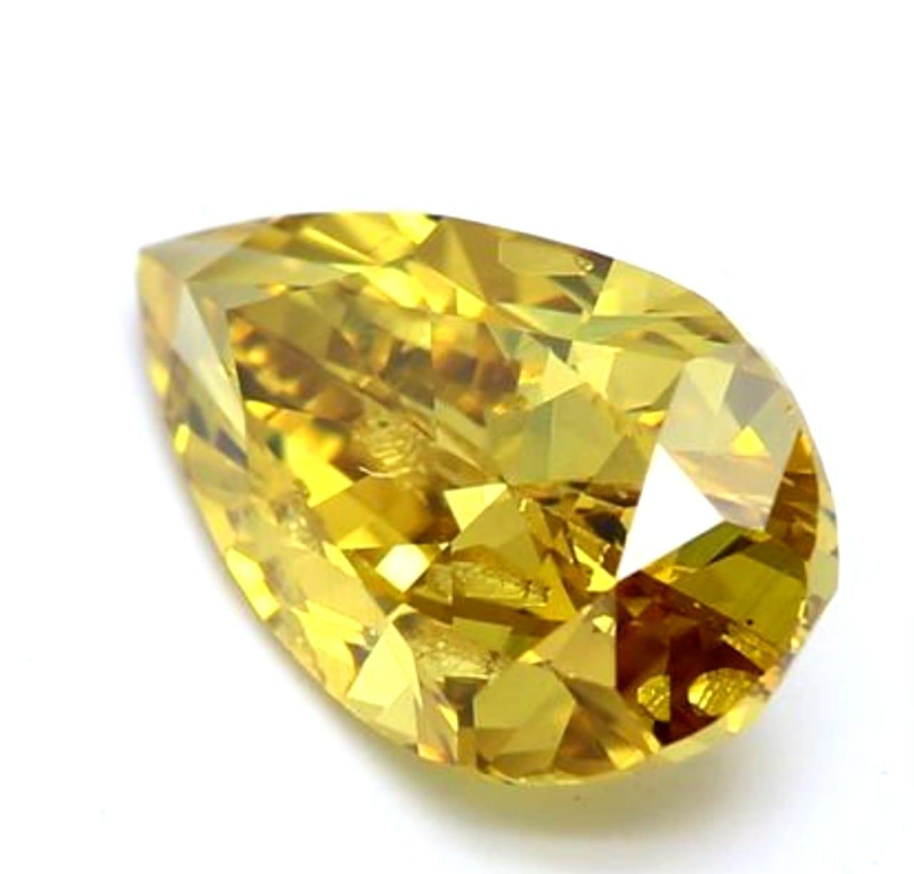 Diamant jaune foncé fantaisie taille poire de 1,01 carat certifié GIA en vente 1