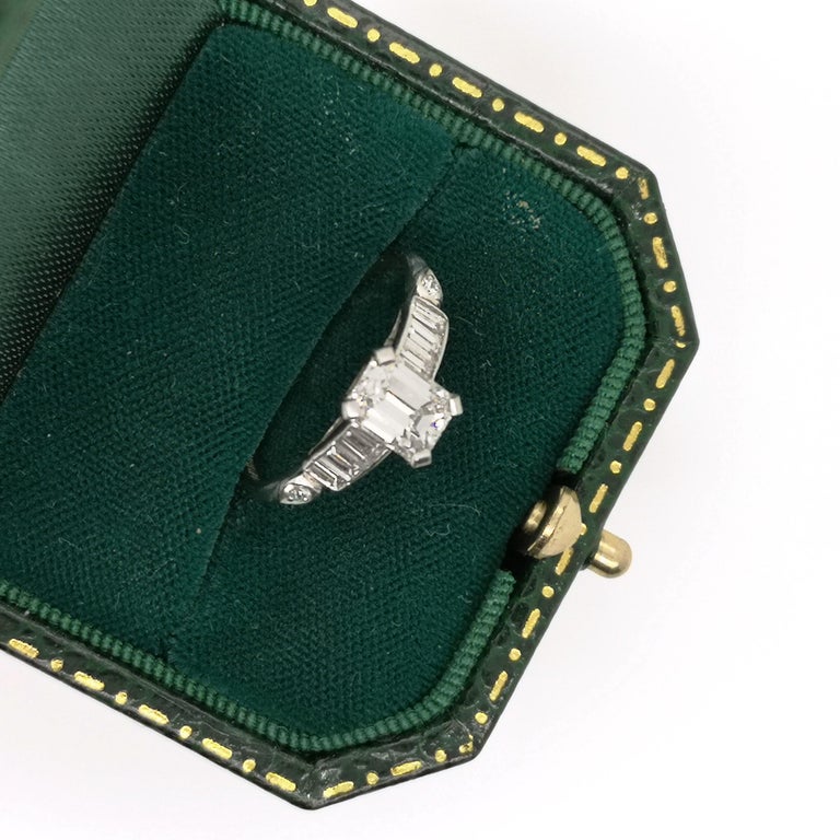 1.01 Carat GIA Cert Diamond Platinum Ring In Good Condition In London, GB