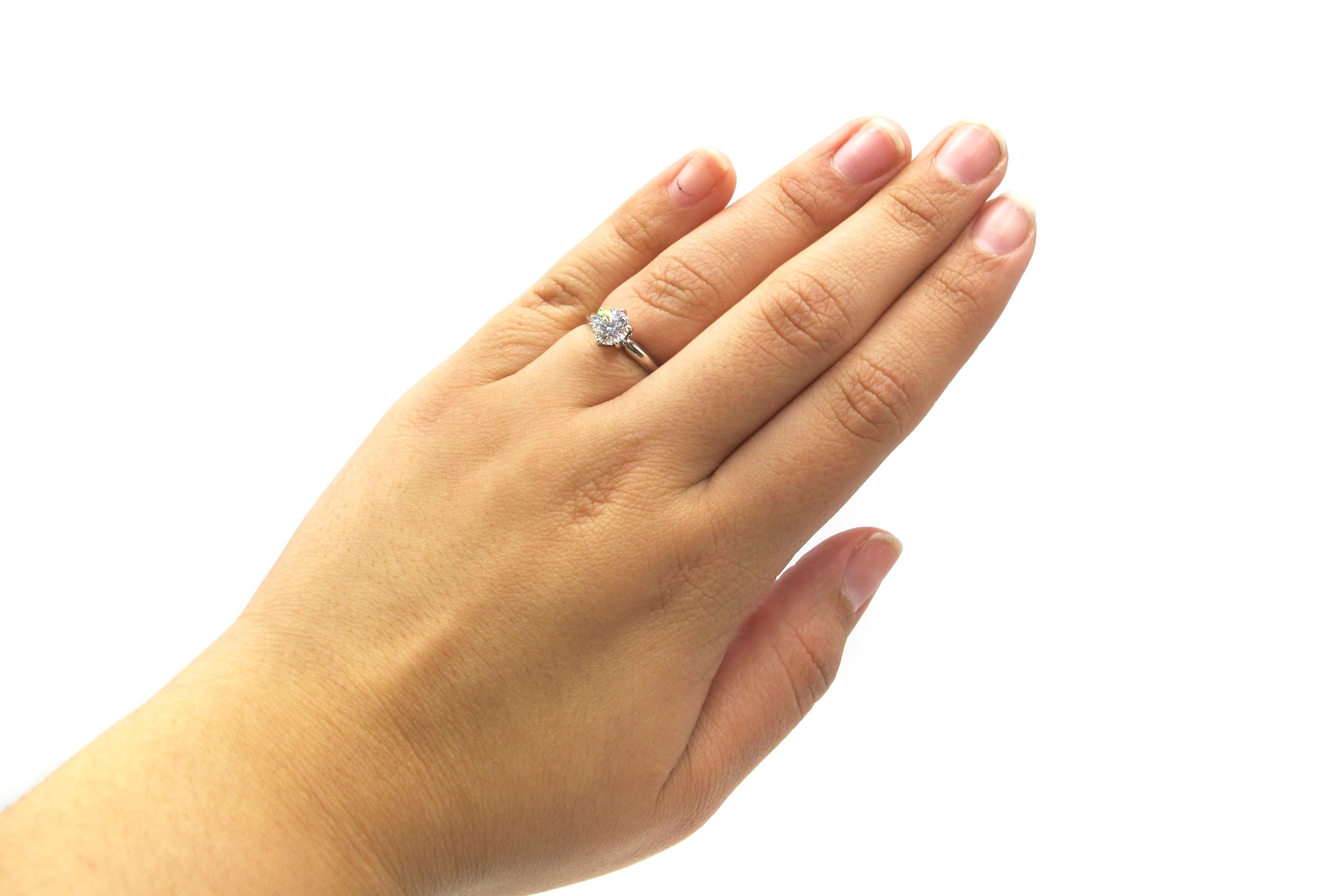 Bague de fiançailles avec diamant taille brillant rond sans défaut de 1,01 carat, certifié GIA en vente 1