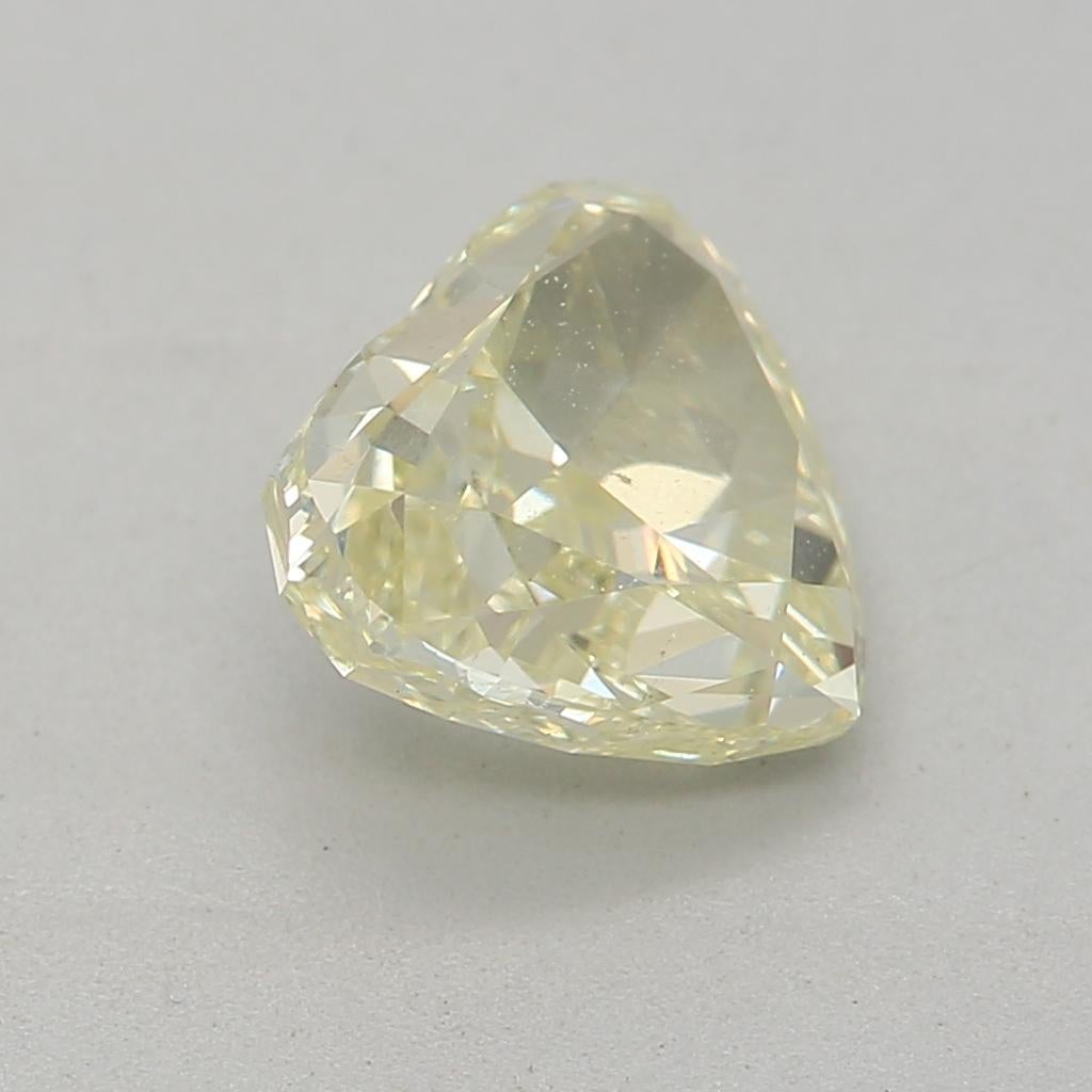 Women's or Men's 1.01 Carat Heart cut diamond SI1 Clarity GIA Certified For Sale