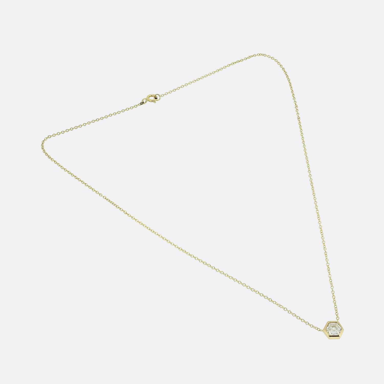 Collier solitaire en diamant hexagonal de 1,01 carat Bon état - En vente à London, GB