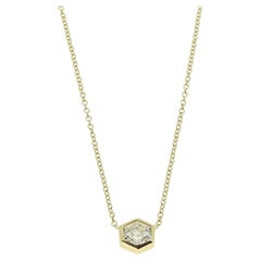 Collier solitaire en diamant hexagonal de 1,01 carat