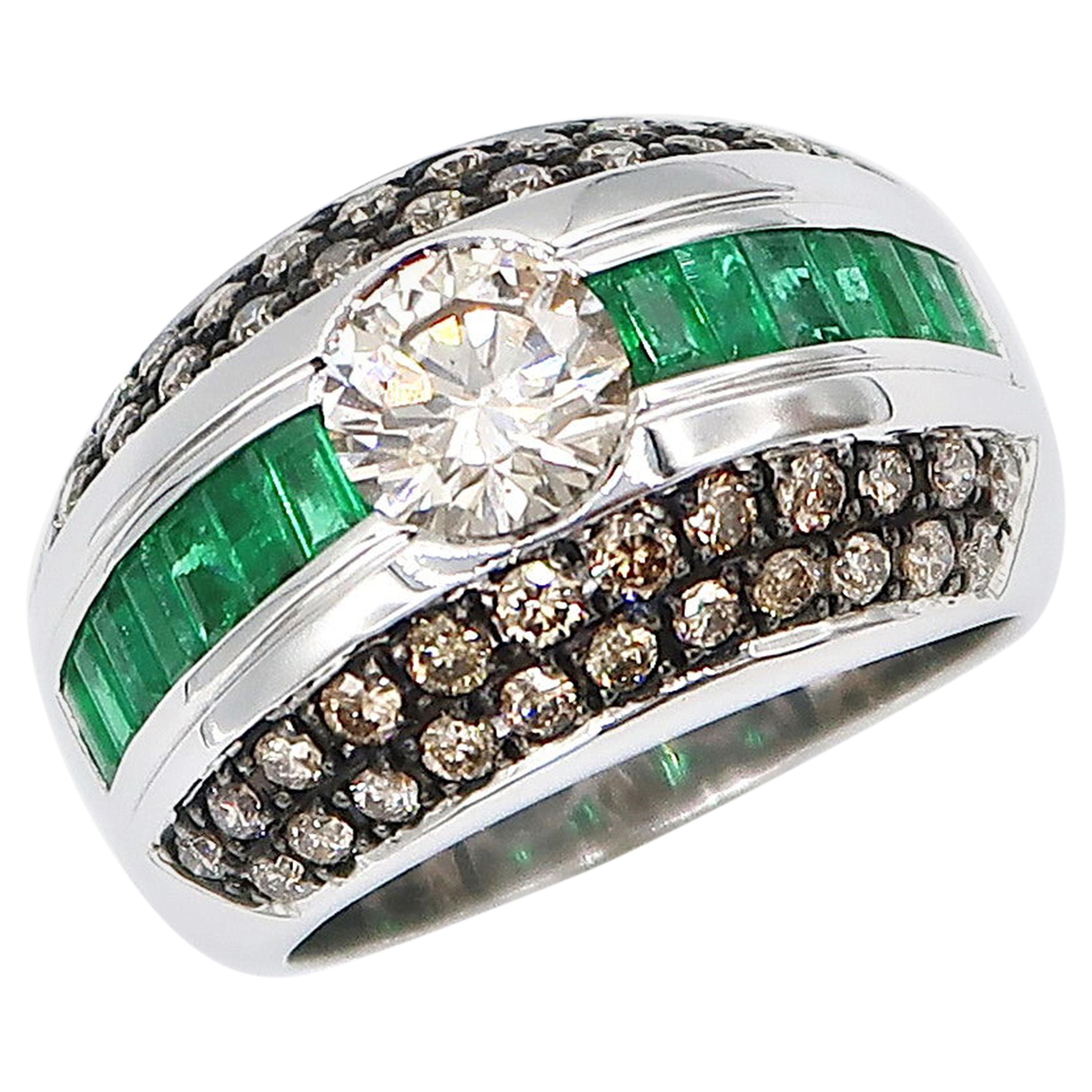 1.01 Carat Light Brown Diamond Emerald Baguette Brown Diamond 18 Karat Gold Ring For Sale