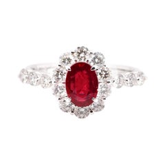 1.01 Carat Natural Ruby and Diamond Ring Set Platinum