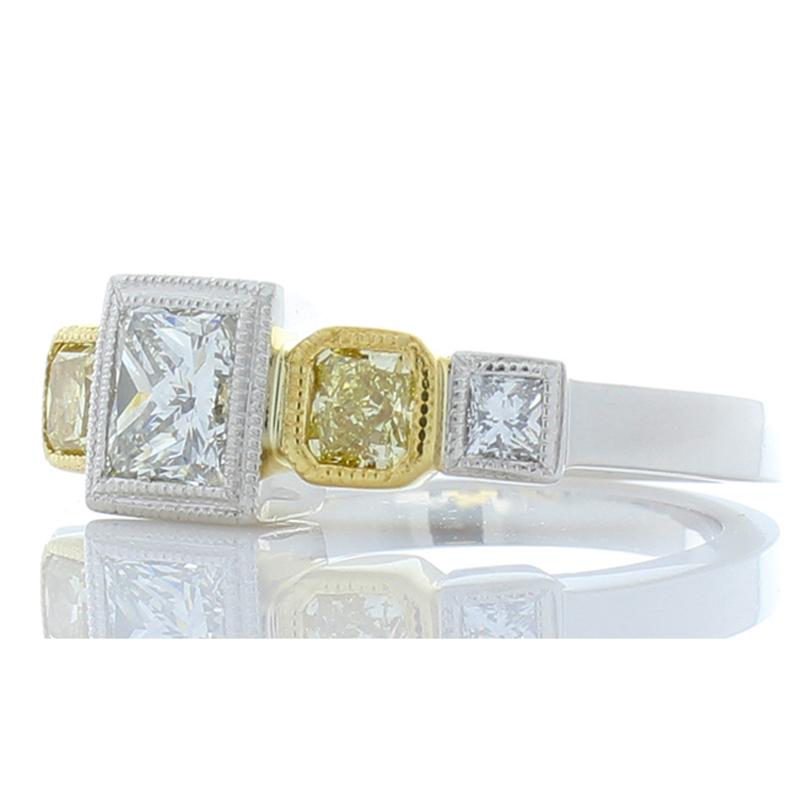 1.01 Carat Princess cut I VS1 Diamond & Lemon Yellow Diam Platinum Cocktail Ring (Zeitgenössisch)