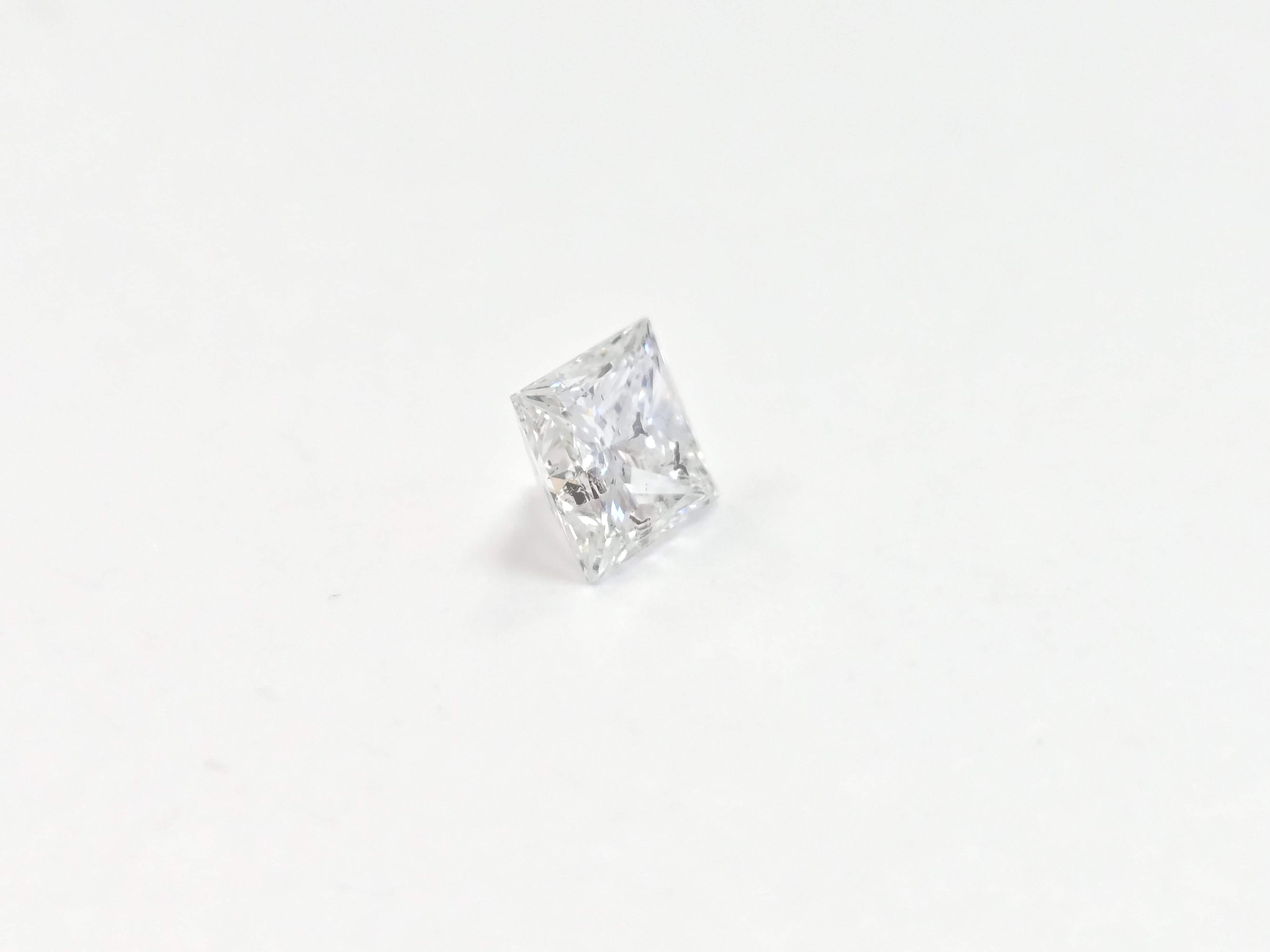 Princess Cut 1.01 Carat Princess Shape Natural Diamond For Sale