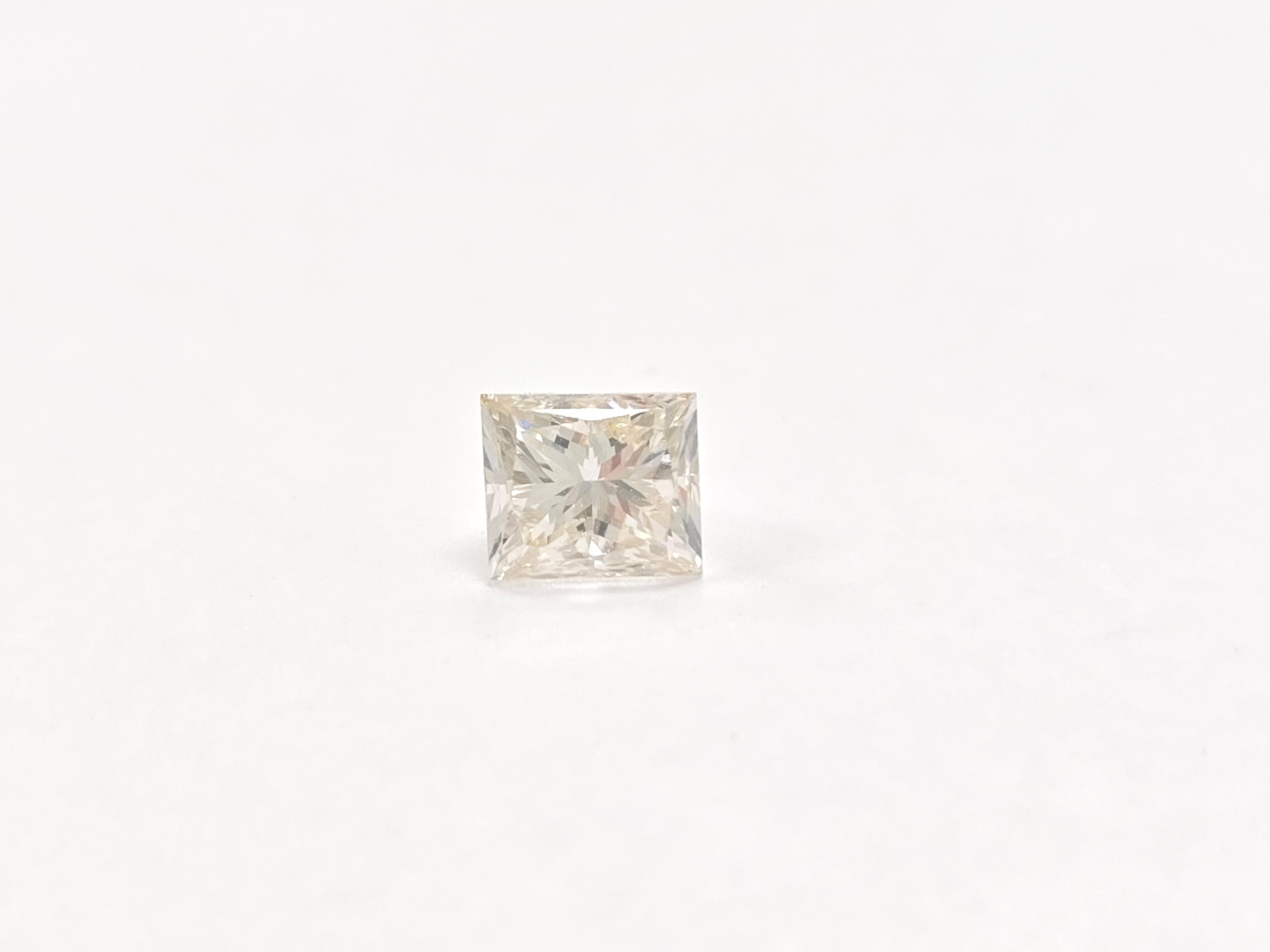 1.01 Carat Princess Shape Natural Diamond For Sale 1