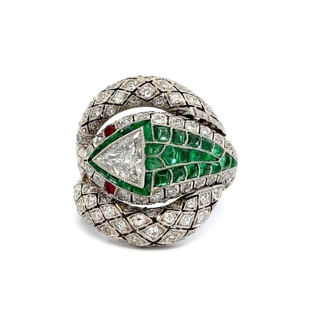 1.01 Carat Trillion Diamond GIA Emerald Platinum Snake Serpent Statement Ring For Sale 2