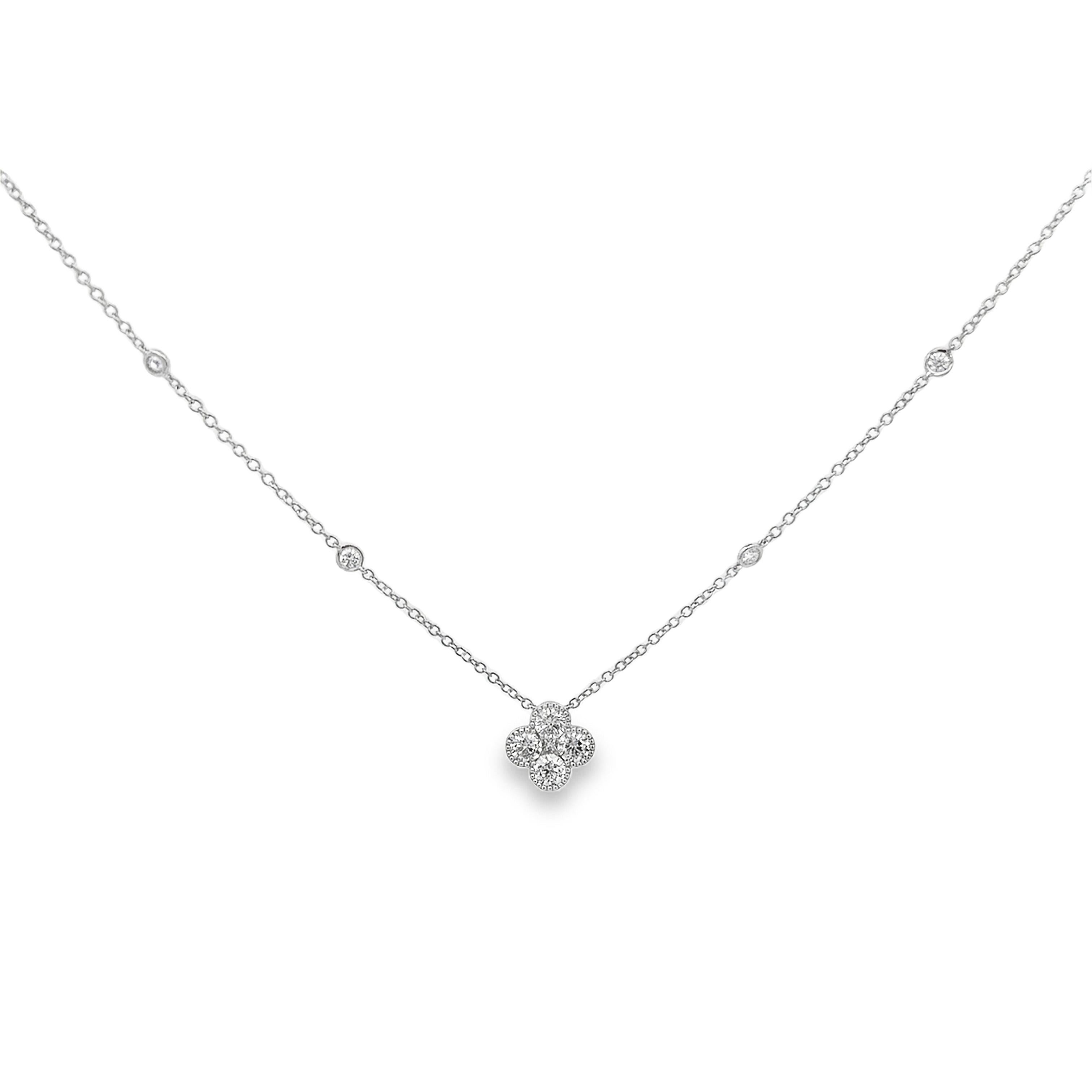Taglio rotondo Roman Malakov Diamonds, collana di diamanti a trifoglio con taglio a brillante rotondo da 1,01 carati totali in vendita