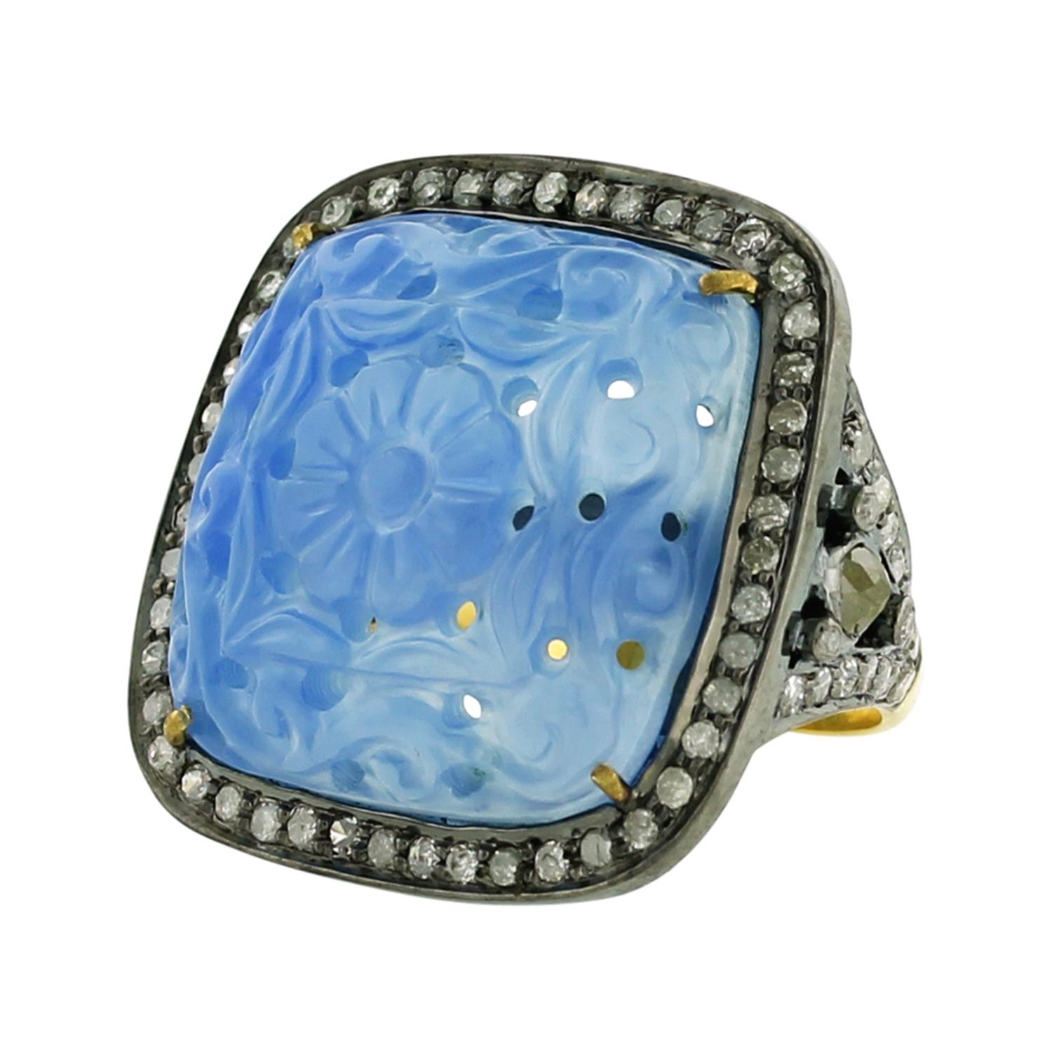Mixed Cut 10.1 ct Blue Agate Cocktail Ring With Pave Diamonds Made In 18k Gold & Silver For Sale