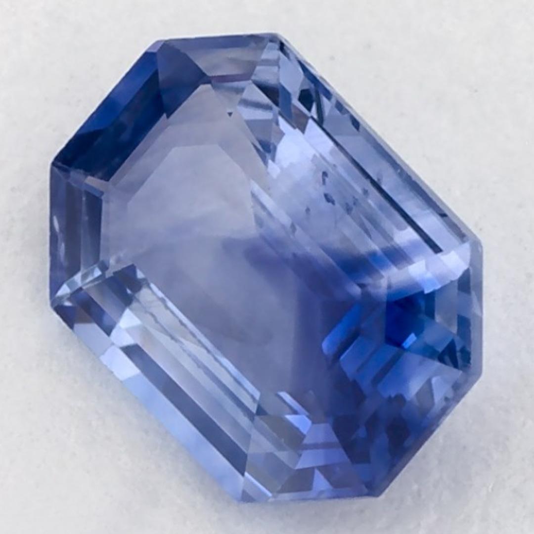 This natural Blue sapphire offers elegance and sophistication. With its rich color saturation and precise cutting, it is the perfect centerpiece for an engagement ring or luxury jewelry design.

This sapphire originates from Sri Lanka (Ceylon),