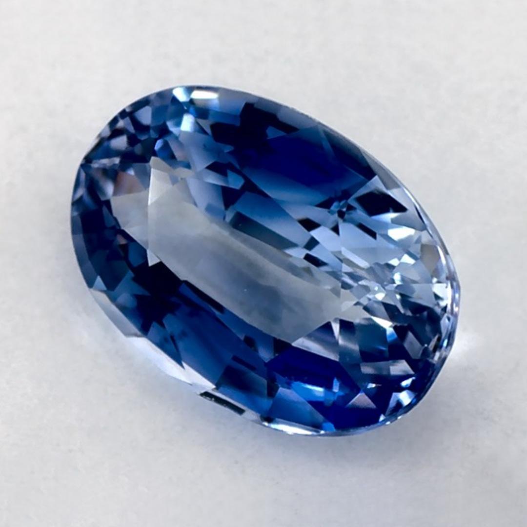 Una pietra natale di settembre molto preziosa con un delizioso colore blu. Si ritiene che portino fortuna e fortuna alla vita.

Esplora la vivace collezione di smeraldi, rubini e zaffiri nel nostro negozio, disponibili come gemme sciolte e