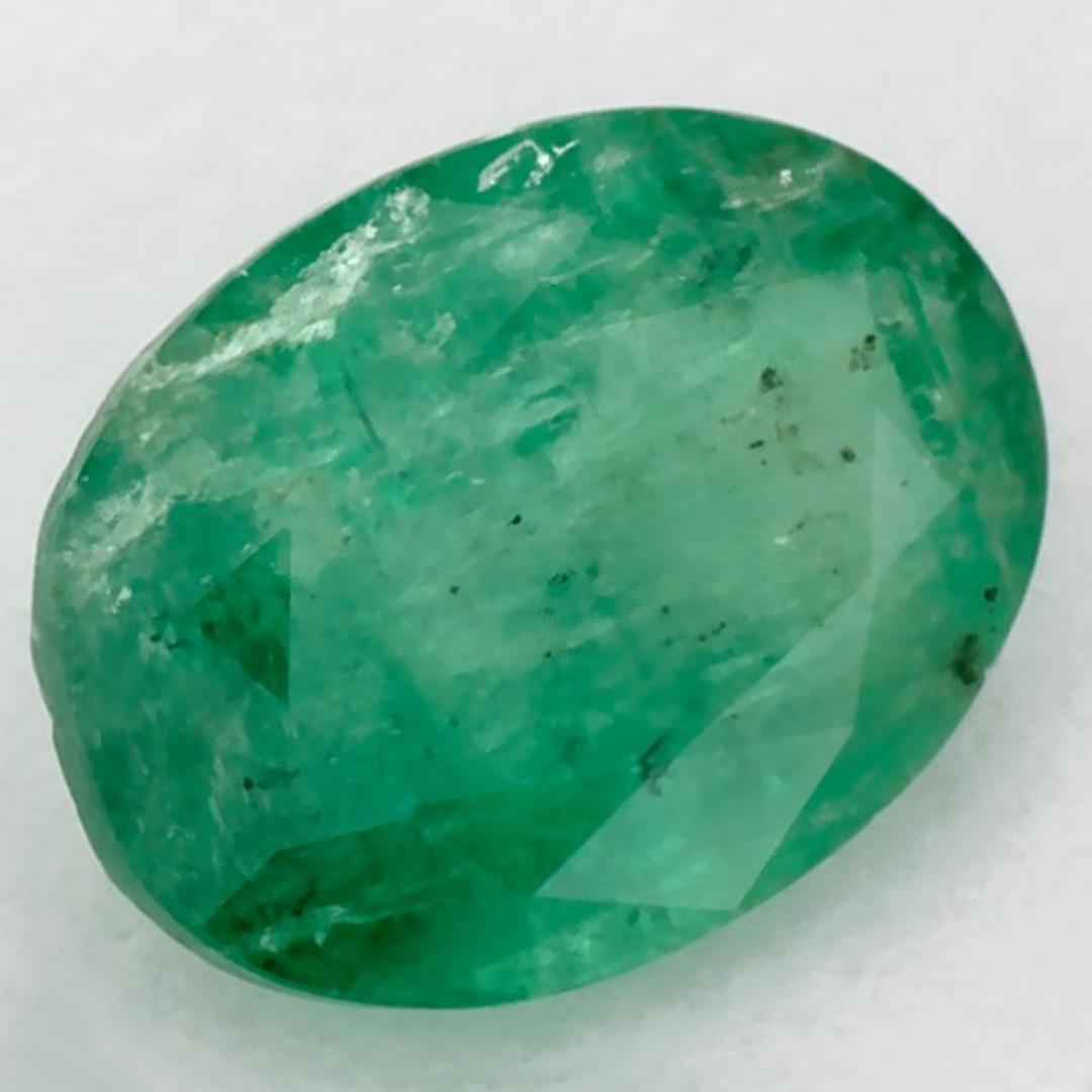 Gema suelta ovalada esmeralda de 1.01 qt Corte oval en venta