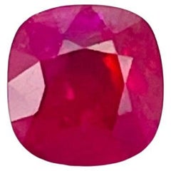 1.01 Ct GIA Certified Natural Unheated Burma Ruby Pigeon Blood Color Gemstone (pierre précieuse de couleur sang de pigeon)
