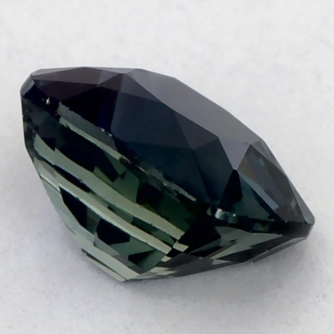 1.01 Ct Zaffiro Verde Cuscino Gemma Sfusa in vendita 1