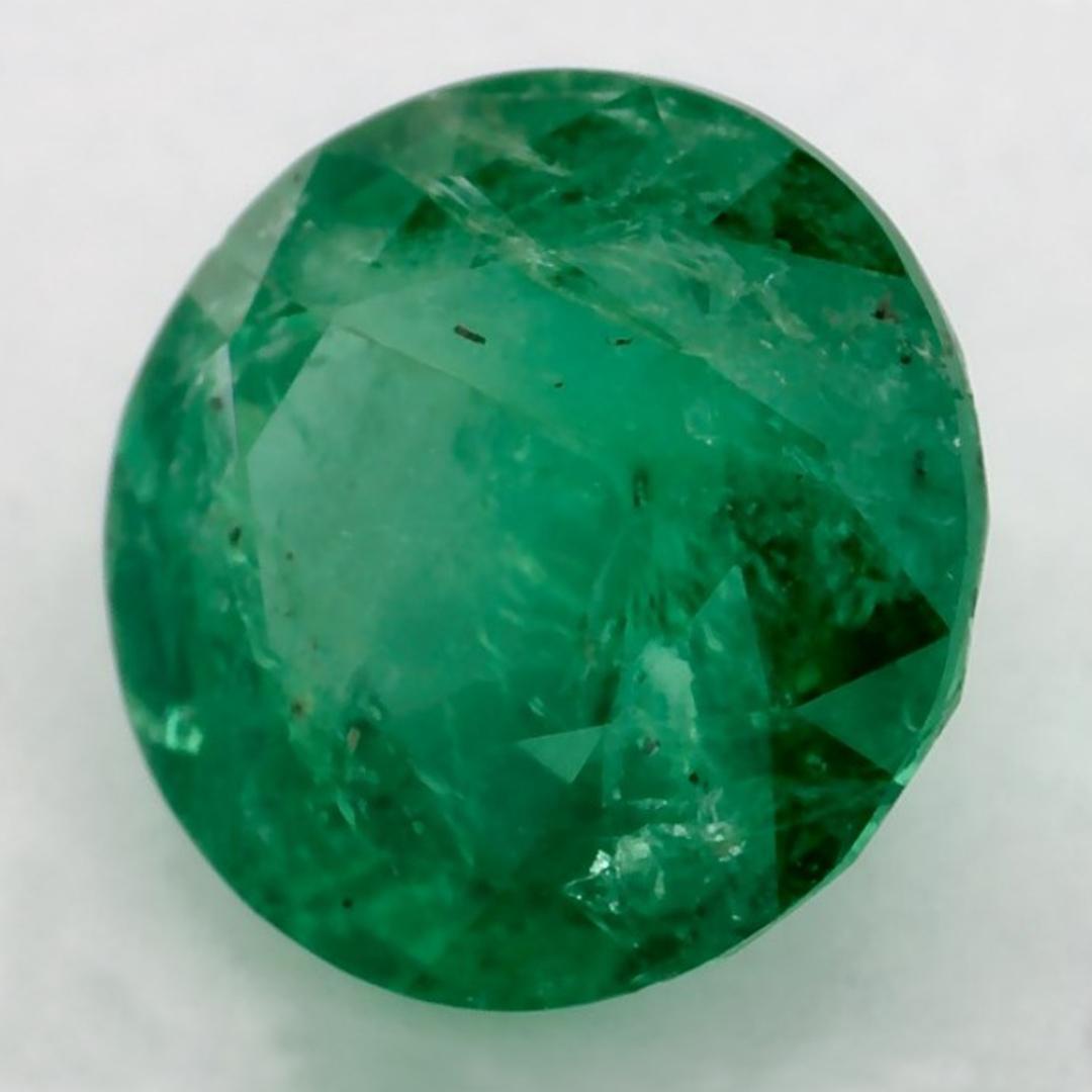 With a vibrant green color hue. The birthstone for May is a symbol of renewed spring growth. Explore a vast range of Emeralds in our store available as a loose gemstone that can be customized & made into a bespoke jewelry piece.

