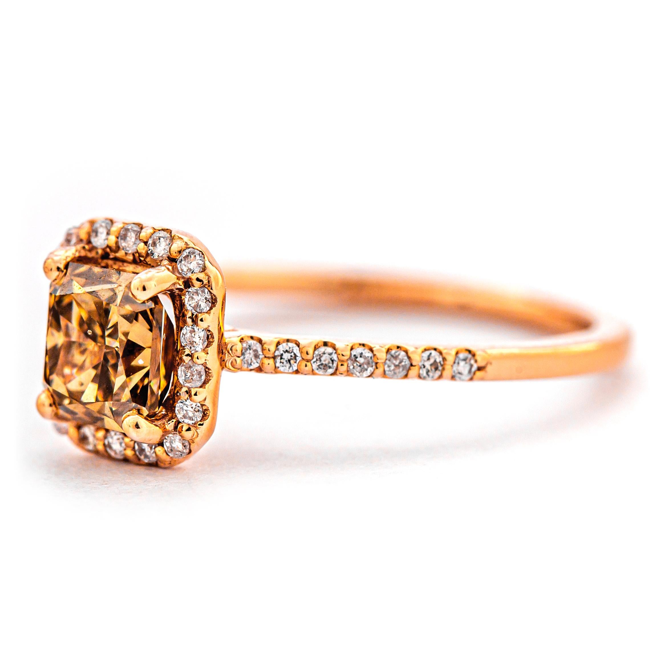 1.01 Ct VS2 Natural Fancy Intense Yellow Brown Diamond Ring, No Reserve Price In New Condition In Ramat Gan, IL