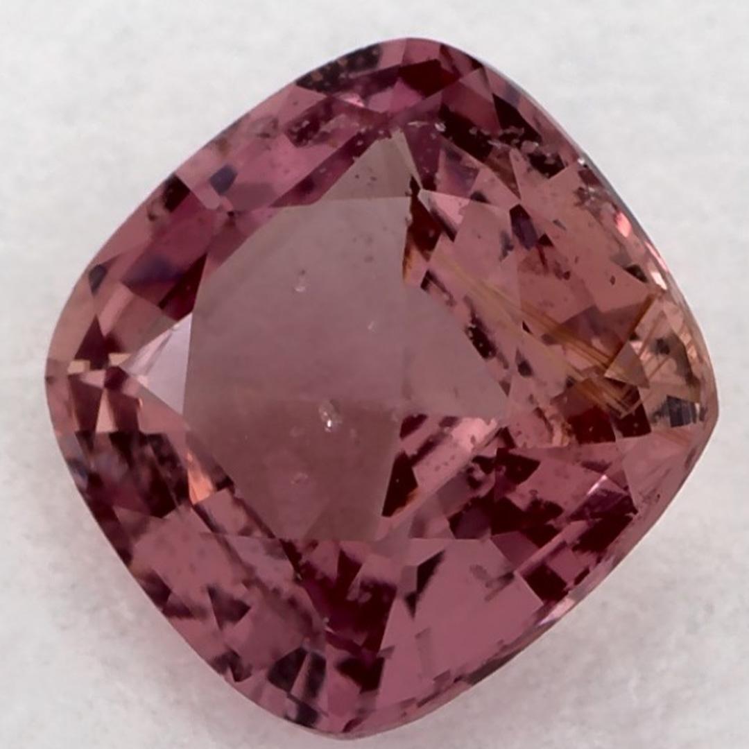 Gema suelta de zafiro rosa de 1.01 qt Corte cojín en venta