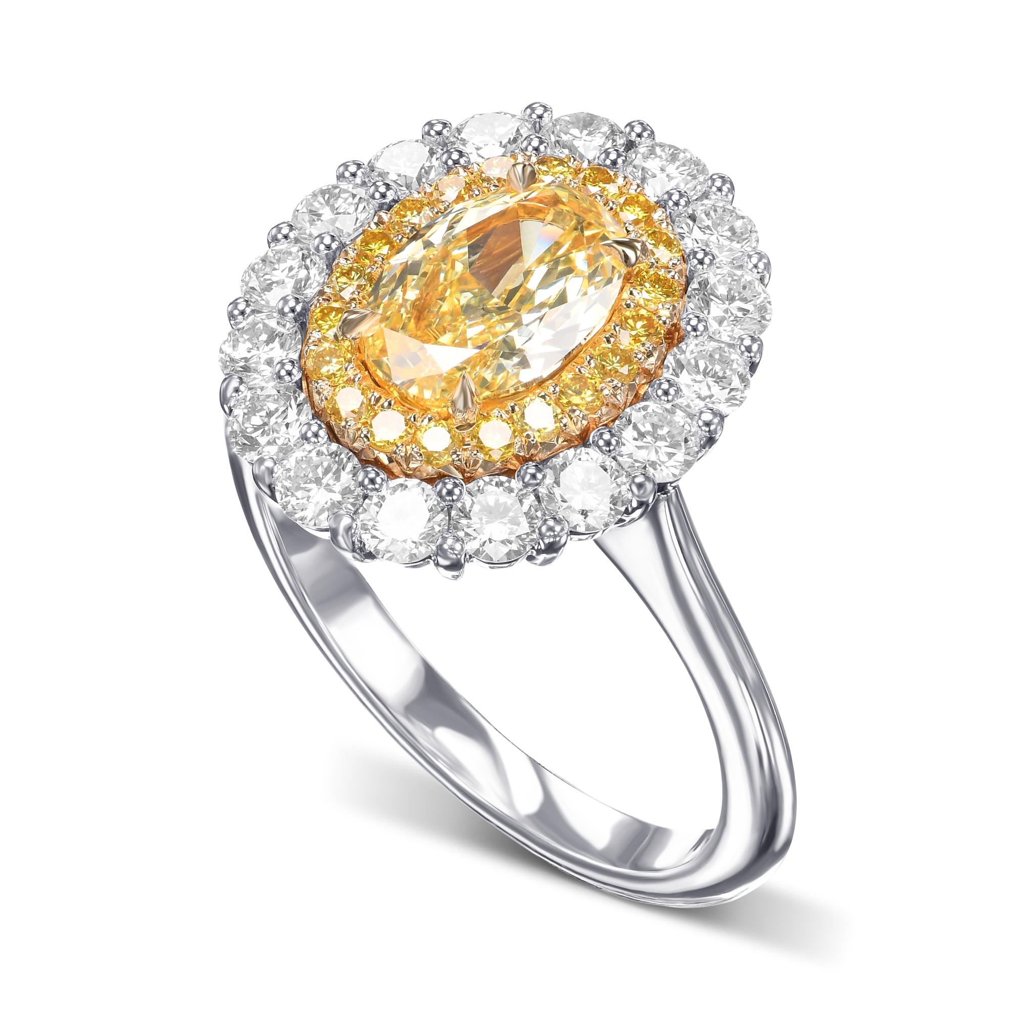 Moderno Anello con doppio diamante ovale a raggiera da 1,01 carati, certificato GIA, di colore giallo intenso in vendita