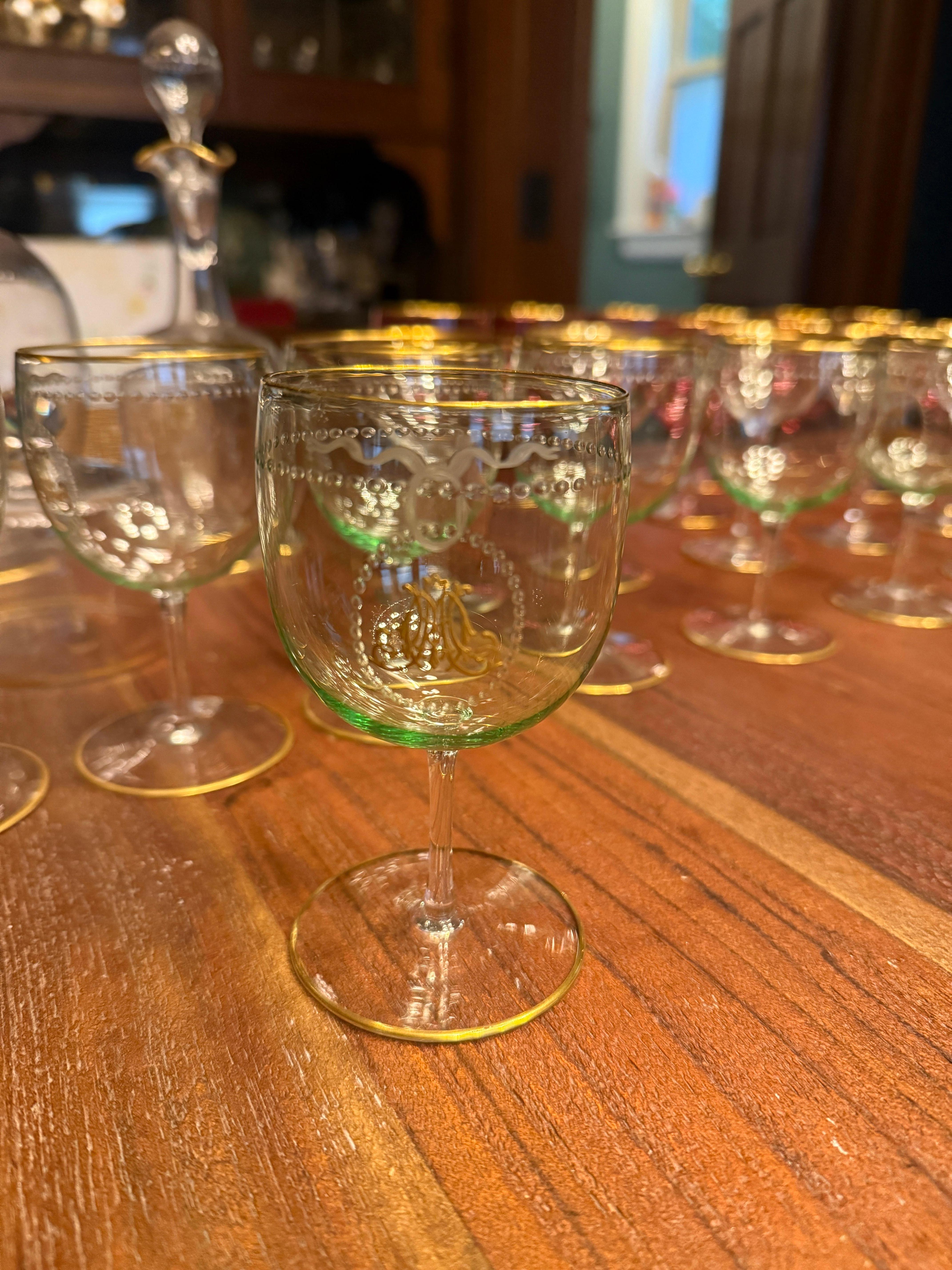 101 pièces, service à verre Belle Époque en vermeil monogrammé, à la manière de Baccarat en vente 6