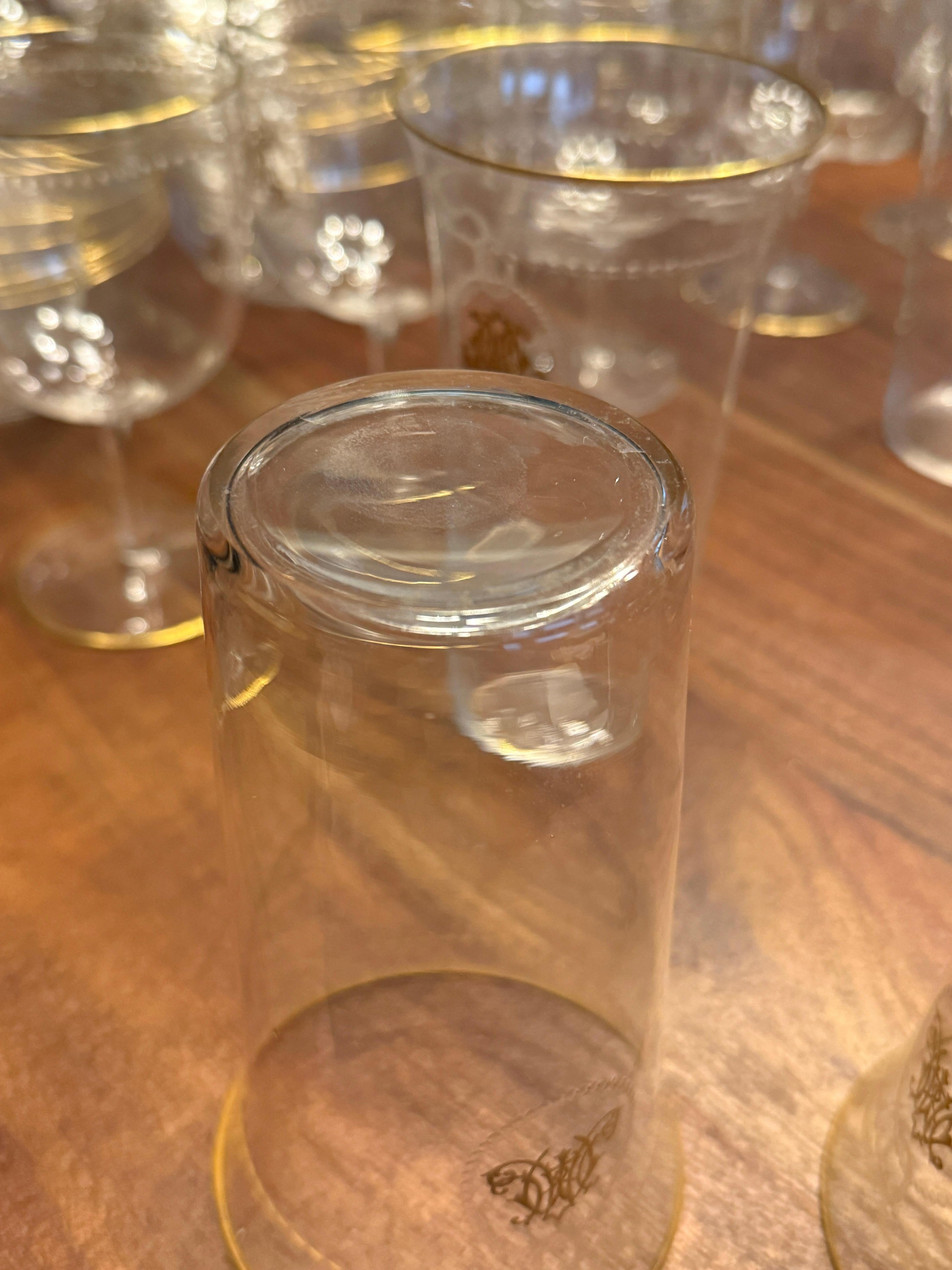 101 pièces, service à verre Belle Époque en vermeil monogrammé, à la manière de Baccarat Bon état - En vente à Atlanta, GA