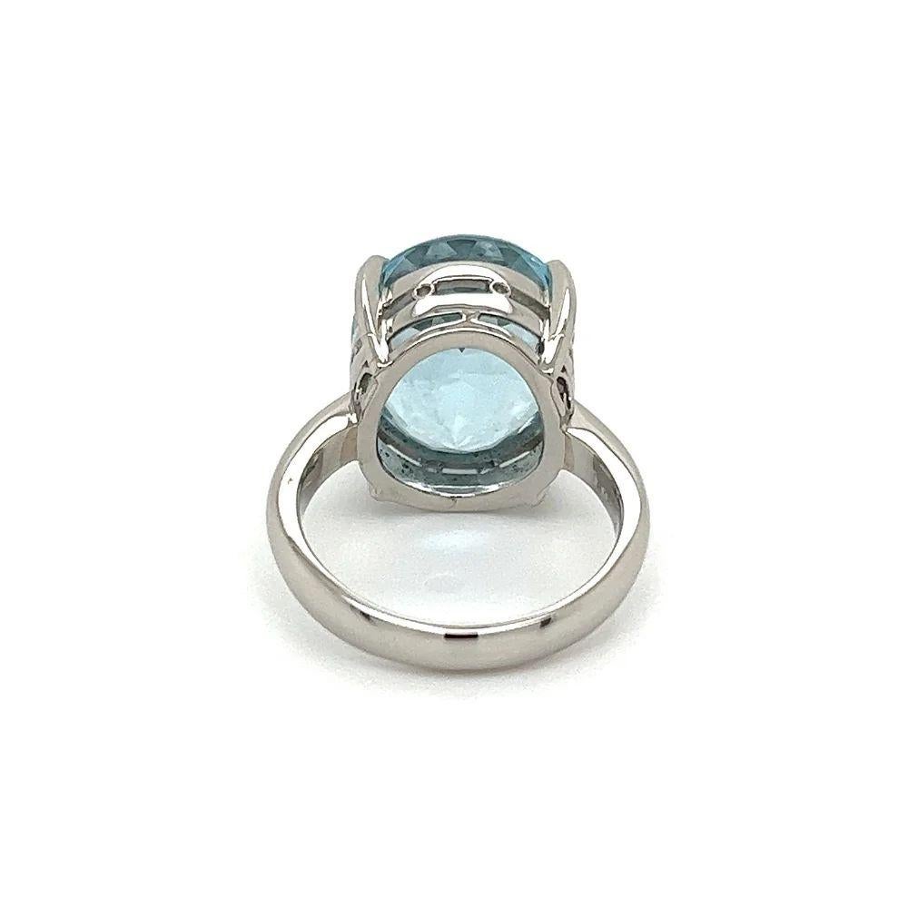 Women's 10.10 Carat Oval Aquamarine Vintage Platinum Ring Estate Fine Jewelry For Sale