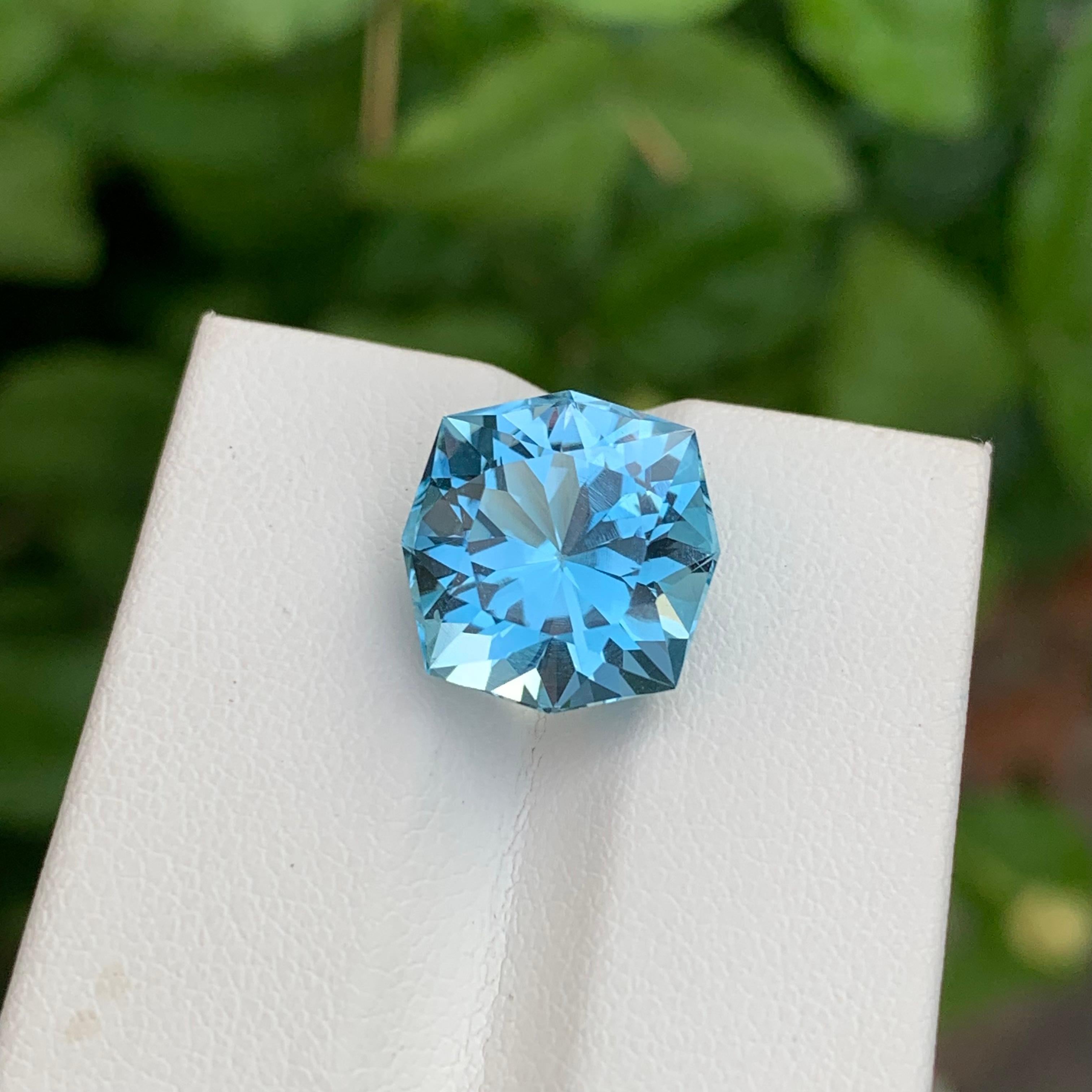 10,10 Karat hübscher blauer Topas in achteckiger Form für die Schmuckherstellung für Damen oder Herren im Angebot