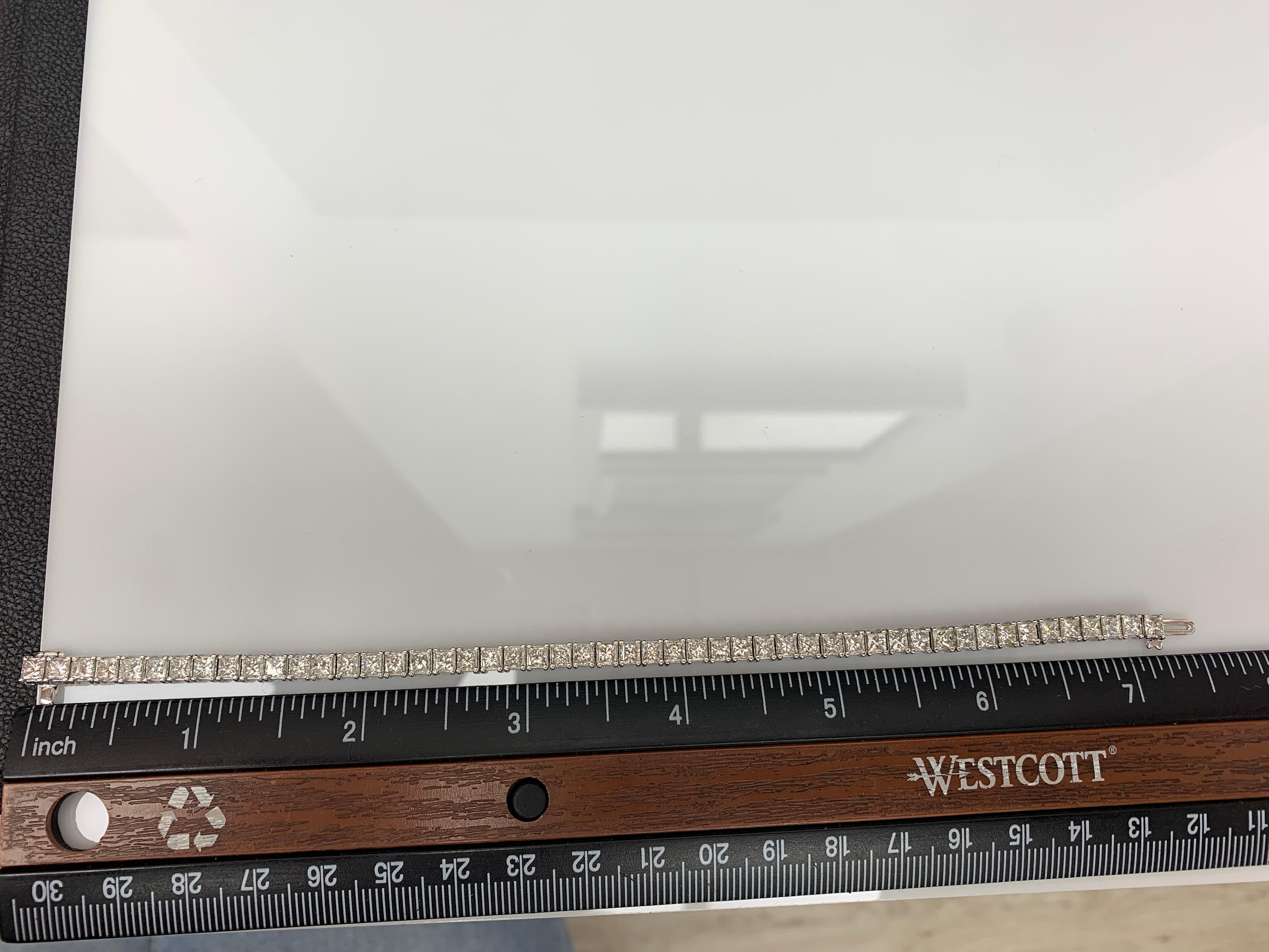 10,10 Karat Diamant-Tennisarmband im Prinzessinnenschliff aus 14K Weißgold im Angebot 7