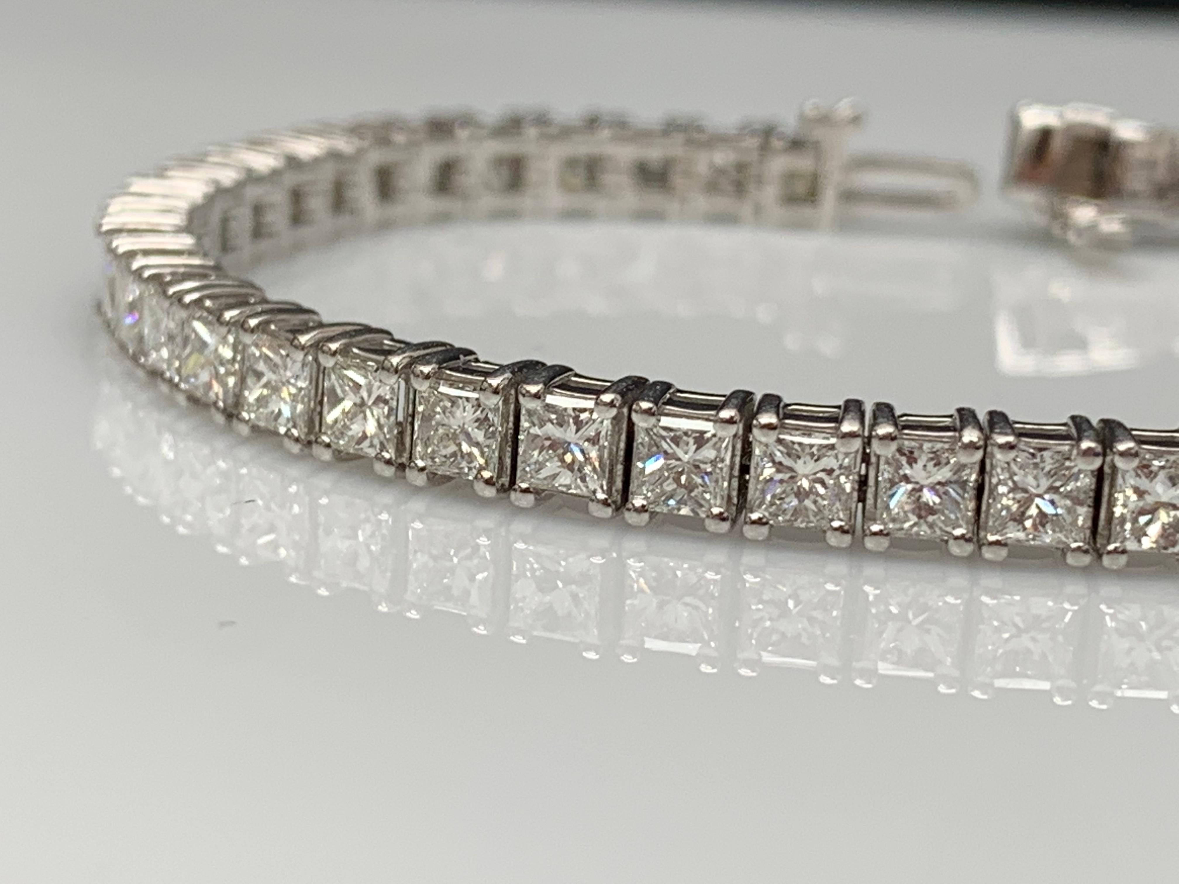 10,10 Karat Diamant-Tennisarmband im Prinzessinnenschliff aus 14K Weißgold im Angebot 10