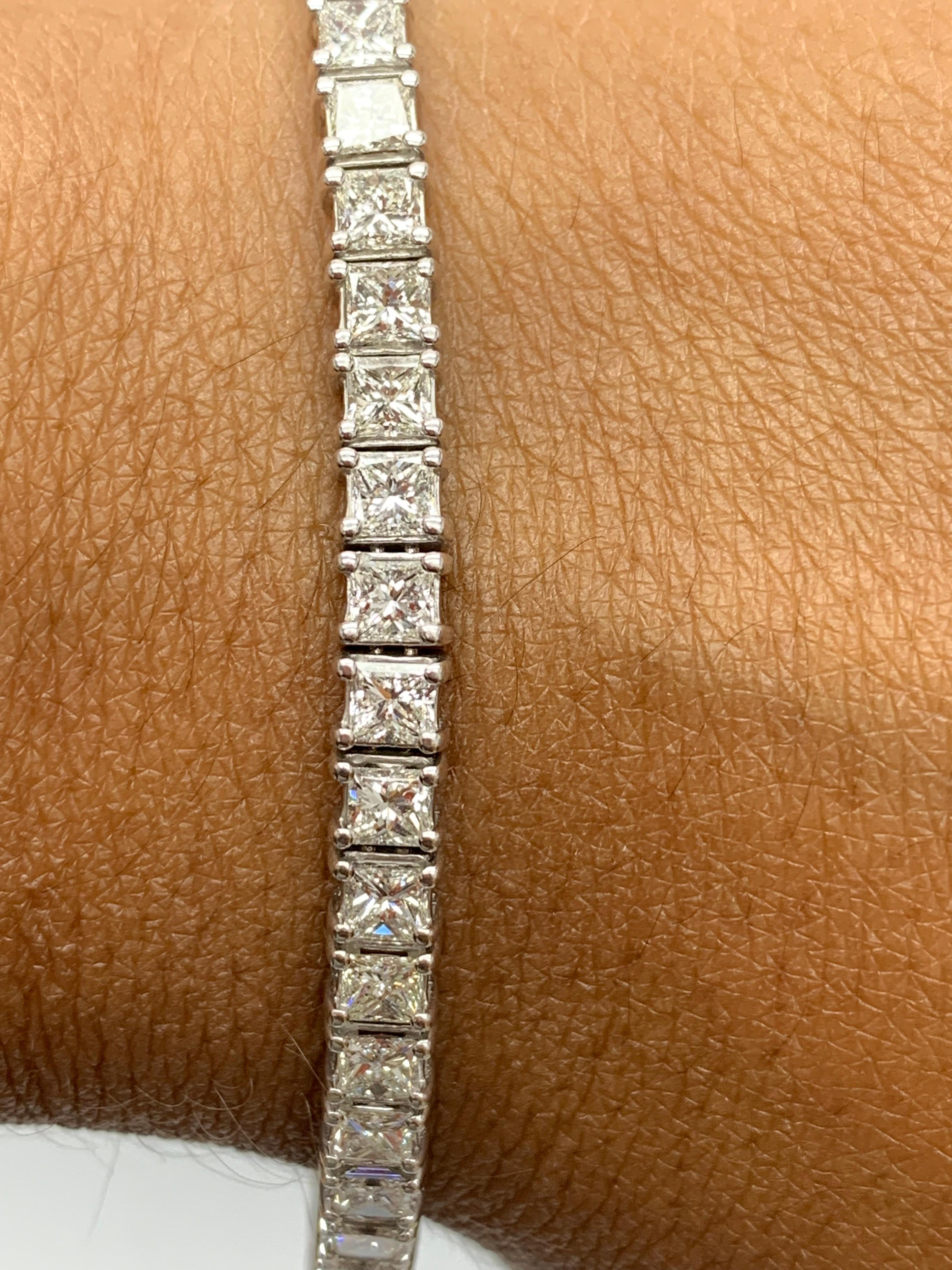 10,10 Karat Diamant-Tennisarmband im Prinzessinnenschliff aus 14K Weißgold im Angebot 3
