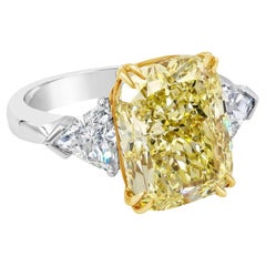 Anello con diamante a cuscino da 10,11 carati in oro giallo 18 carati Raro Splendore di colore FancyColor