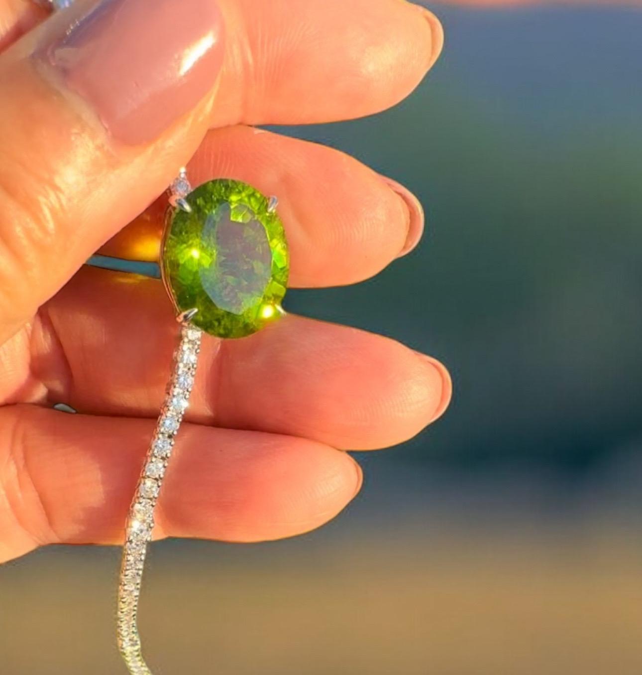 10.11 Carat Peridot and Diamond Tennis Necklace For Sale 1