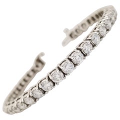 10 Carat Round Brilliant Cut Diamond Tennis Bracelet 18 Karat White Gold